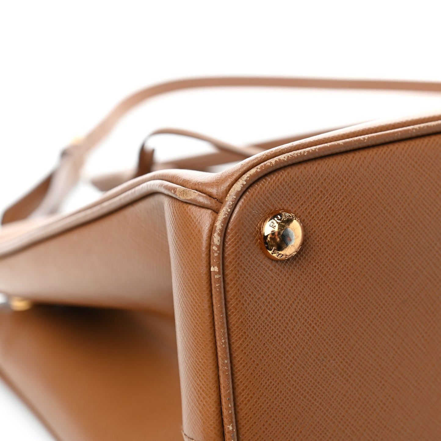 Saffiano Medium Galleria Double Zip Tote Caramel