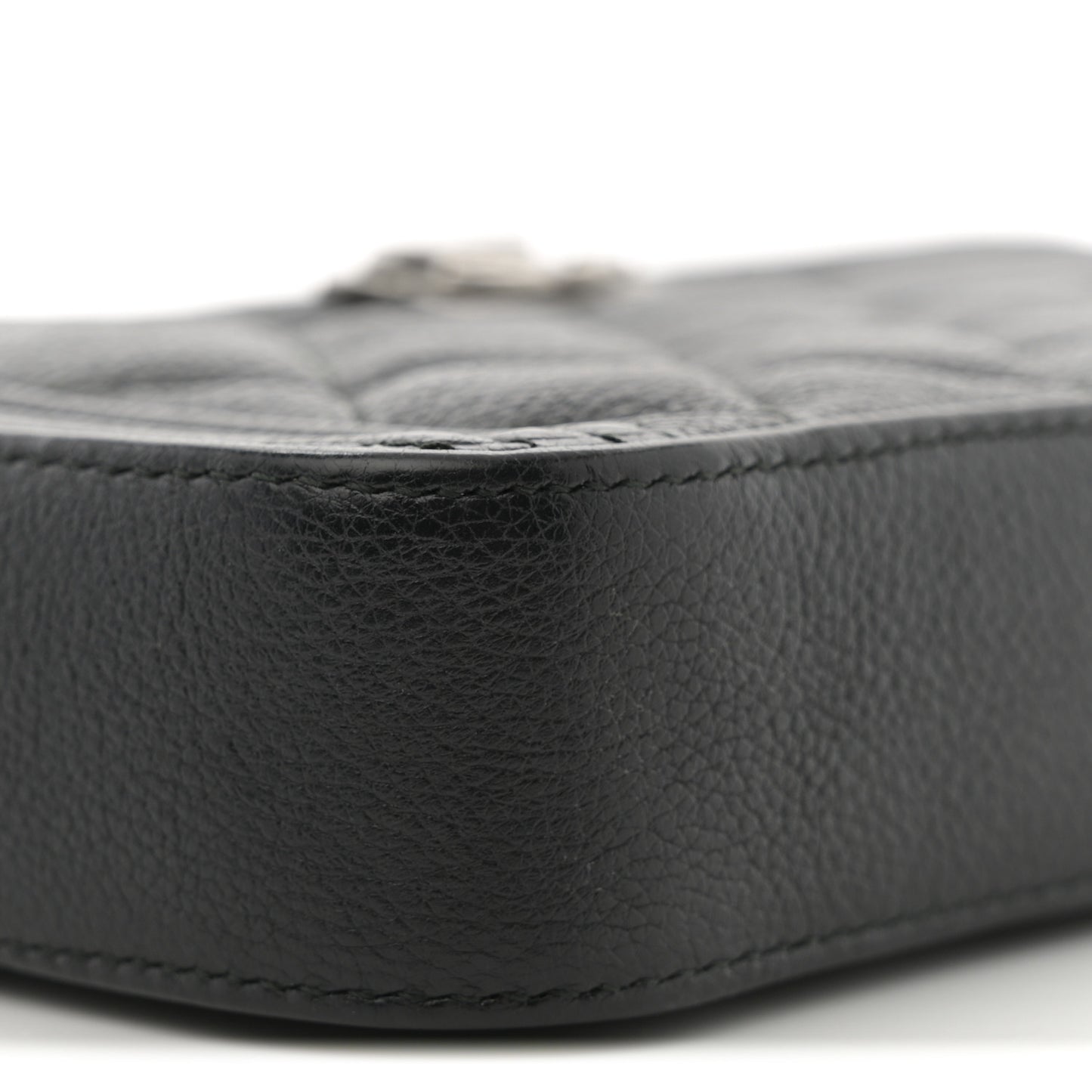 Caviar Quilted Small Boy Clutch With Chain Black