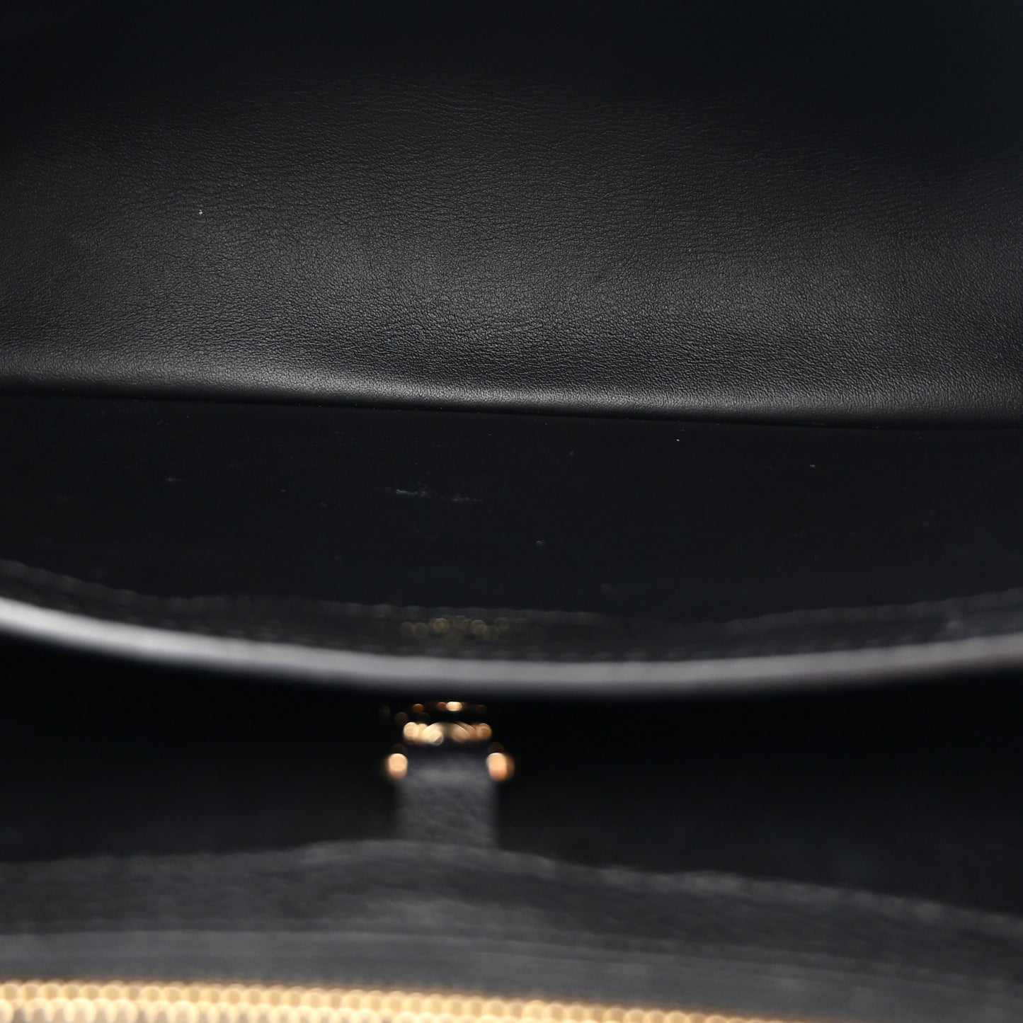 Taurillon Capucines MM Black Blue White