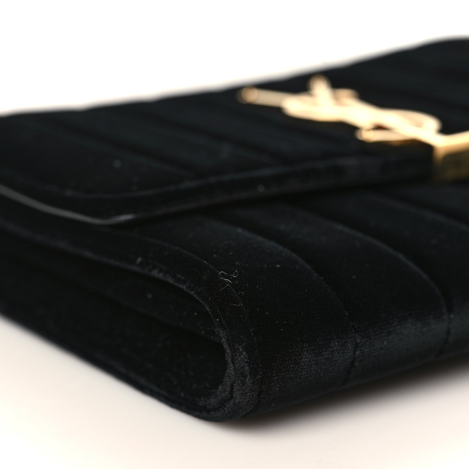 Saint Laurent Velvet Matelasse Monogram Vicky Chain Wallet Black 7 of 9