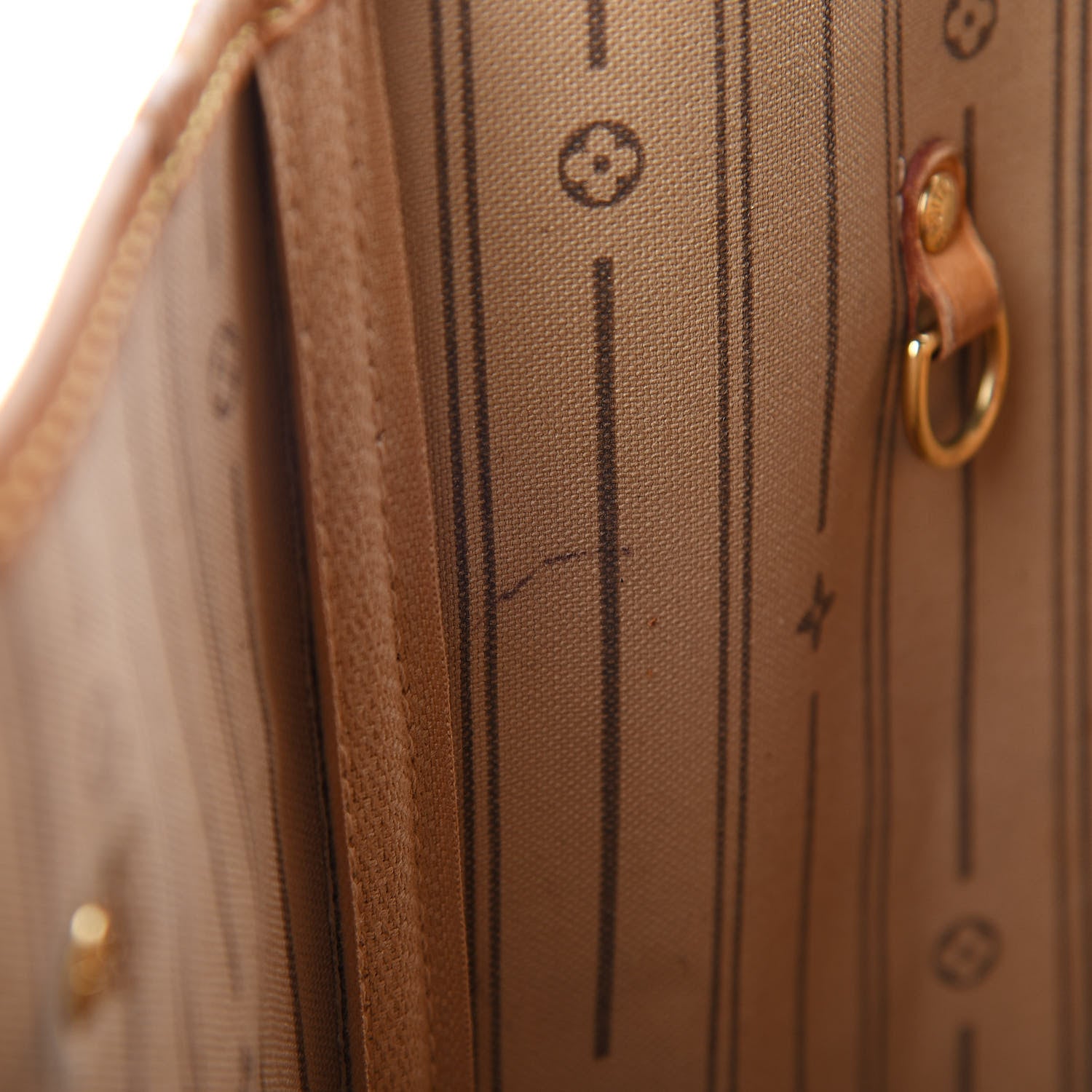 Louis Vuitton Monogram Neverfull MM 9 of 21