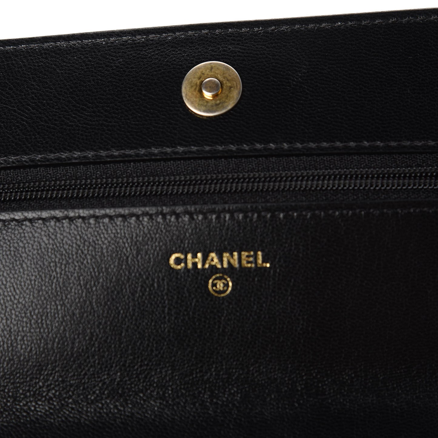 Goatskin Quilted 19 Wallet On Chain WOC Black