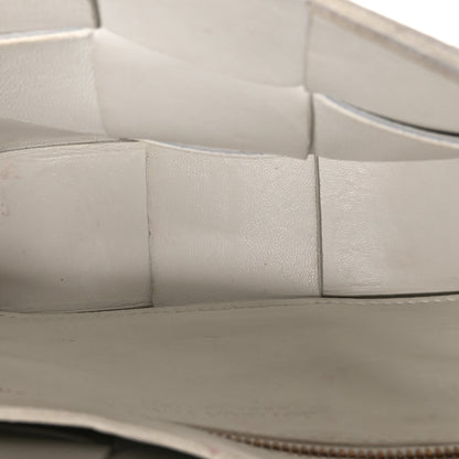 Bottega Veneta Grained Calfskin Maxi Intrecciato Cassette Crossbody Bag White 5 of 12