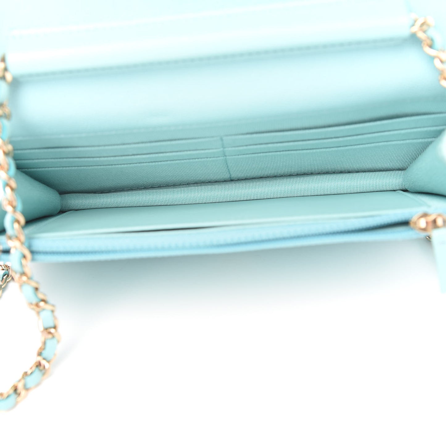 Caviar Quilted Wallet On Chain WOC Light Blue