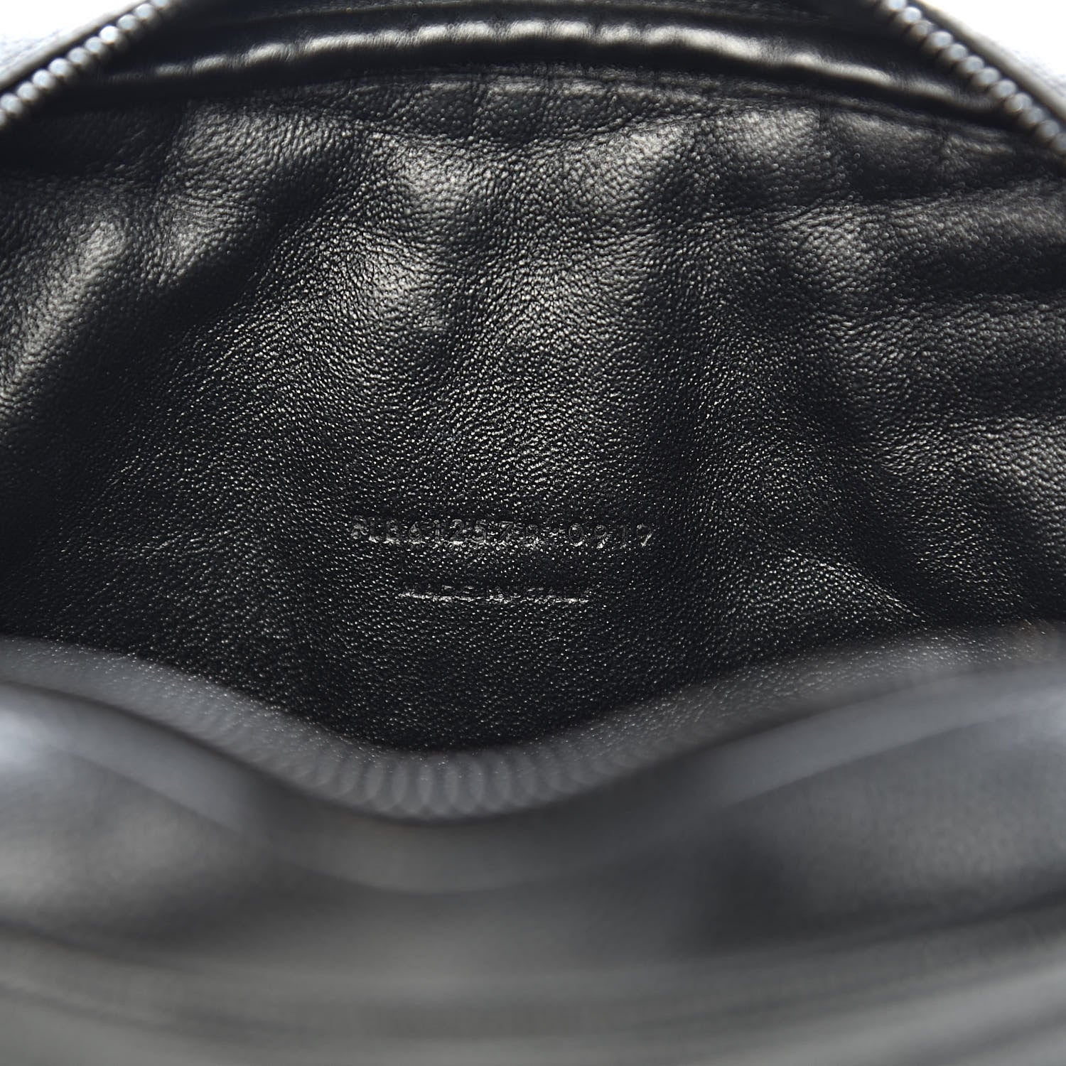 Saint Laurent Grain De Poudre Matelasse Monogram Mini Lou Camera Bag Black 7 of 10