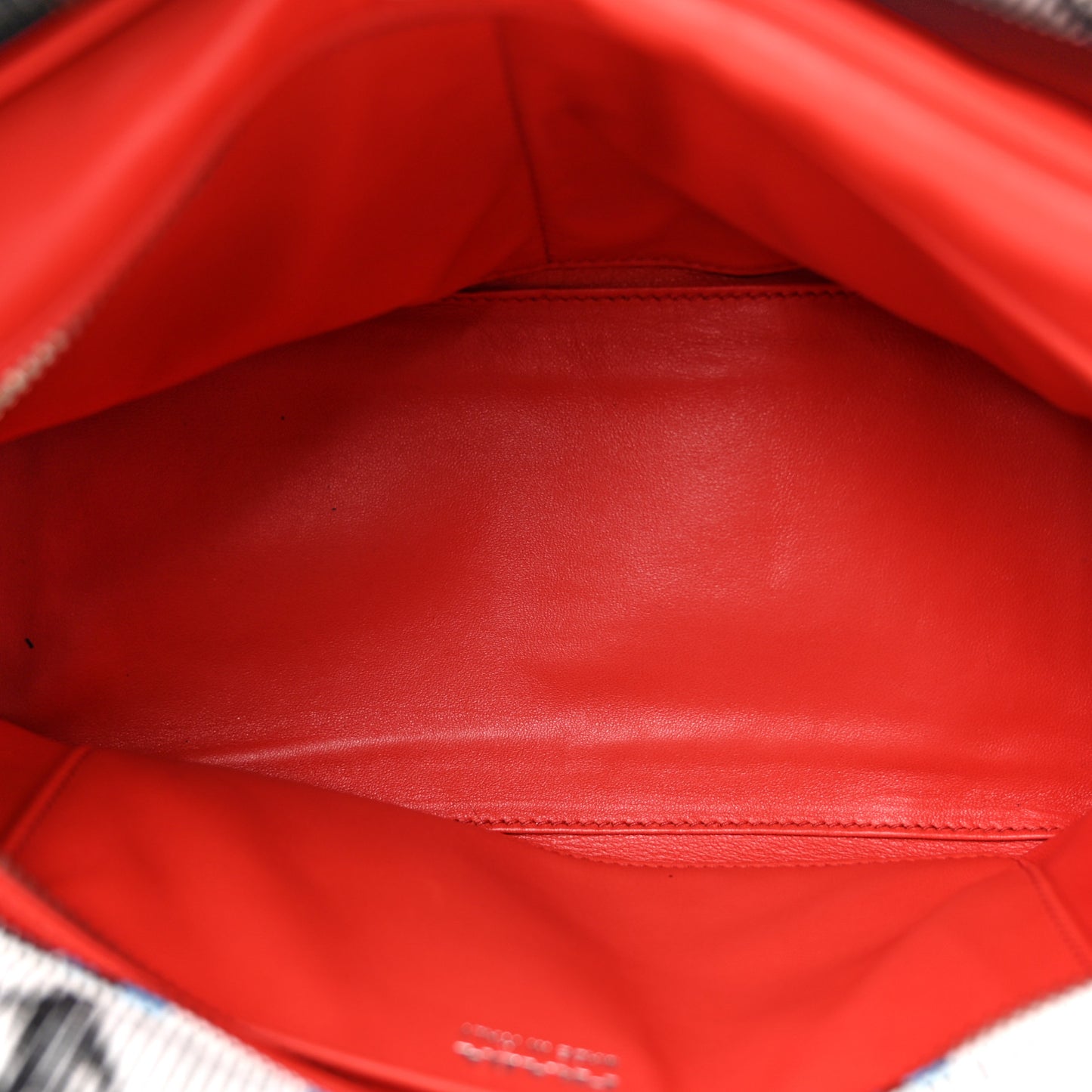Vitello Daino Lips Inside Bag Bianco