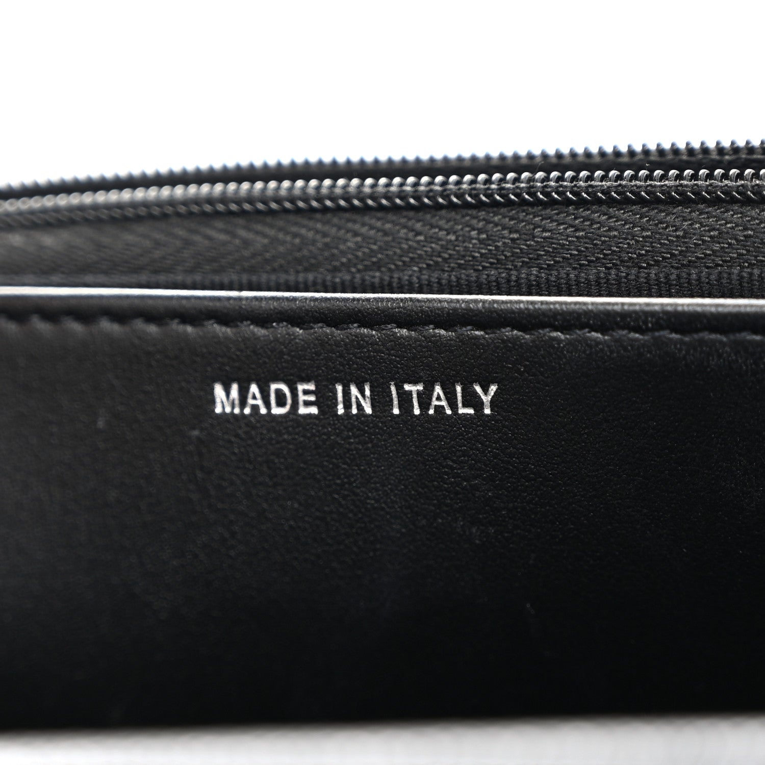 Chanel Caviar Quilted Chanel 19 Wallet On Chain WOC Black White 7 of 12