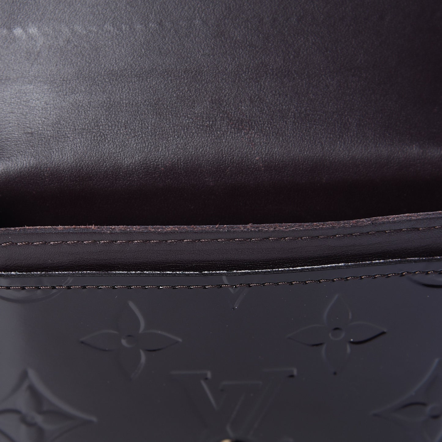 Vernis Business Card Holder Amarante
