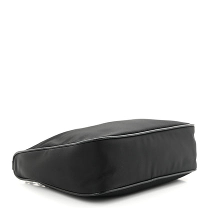 Prada Nylon Re-Edition 2005 Shoulder Bag Black 4 of 11