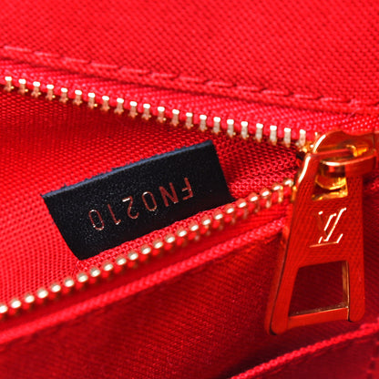Louis Vuitton Reverse Monogram Giant Onthego GM 7 of 9