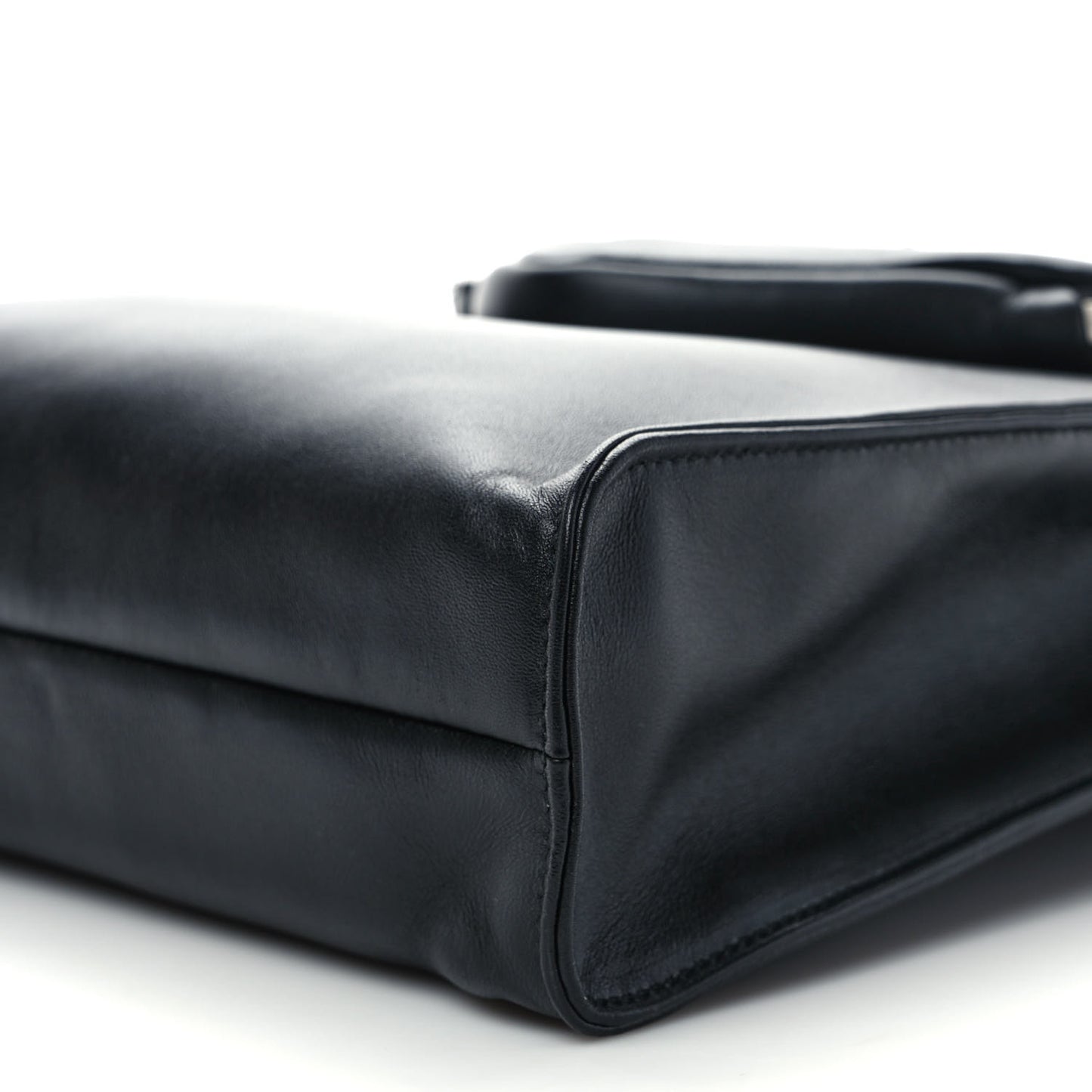 Vitello Daino Mini Pocket Tote Black