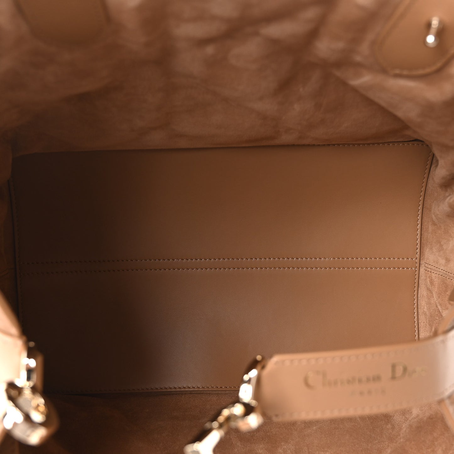 Calfskin Macrocannage Medium Toujour Powder Tan