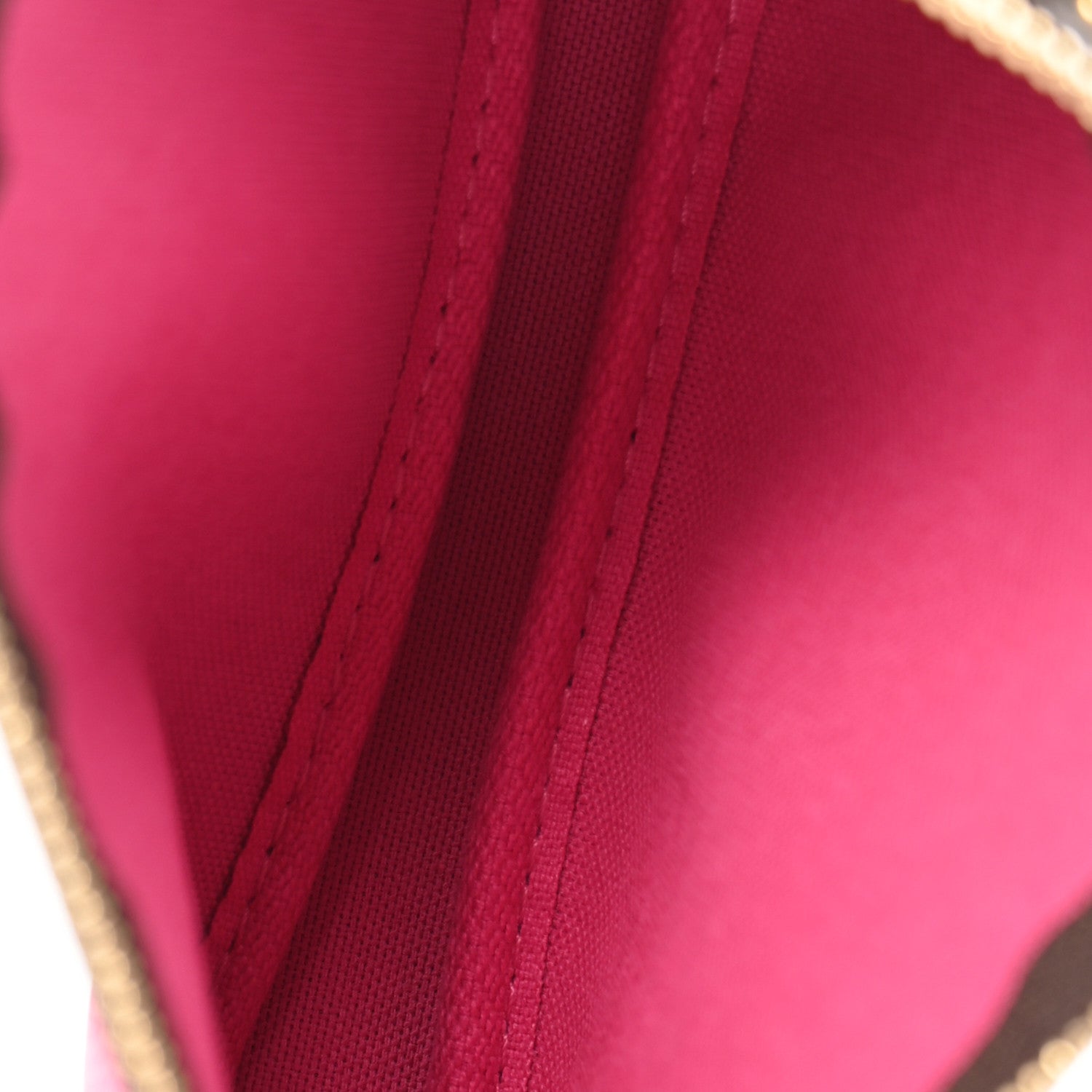 Louis Vuitton Monogram 2018 Christmas Animation Mini Bears Pochette Accessories 5 of 8