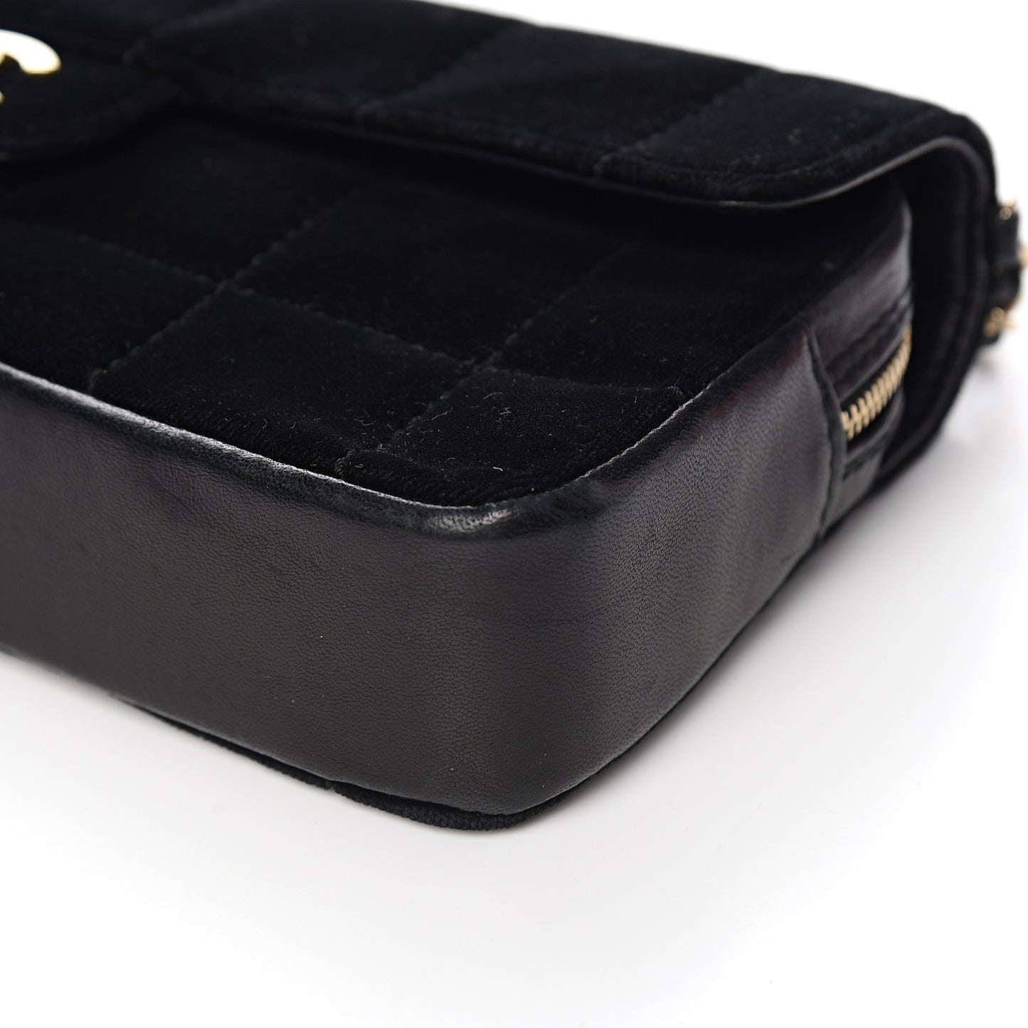 Velvet Quilted East West Travel Flap Black