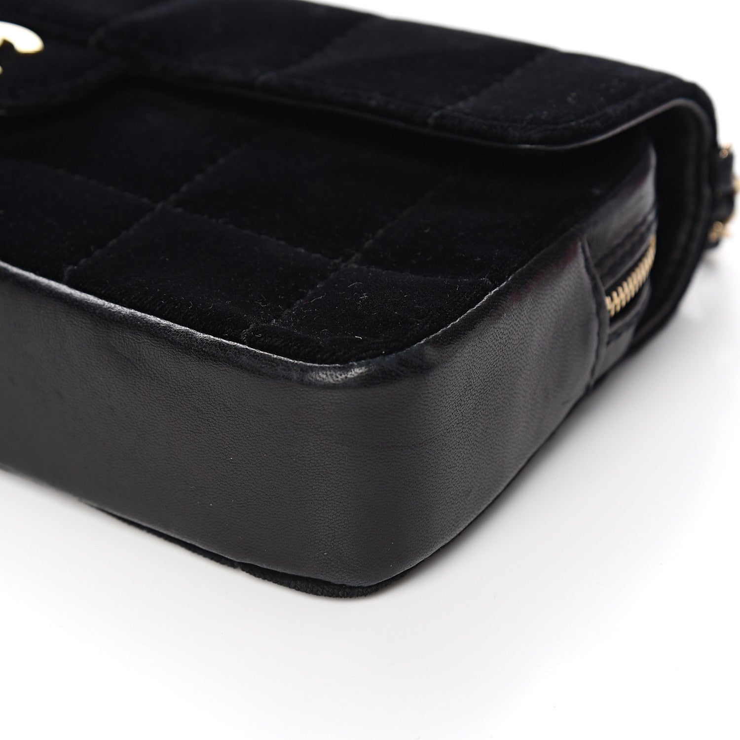 Chanel Velvet Quilted East West Travel Flap Black 9 of 10