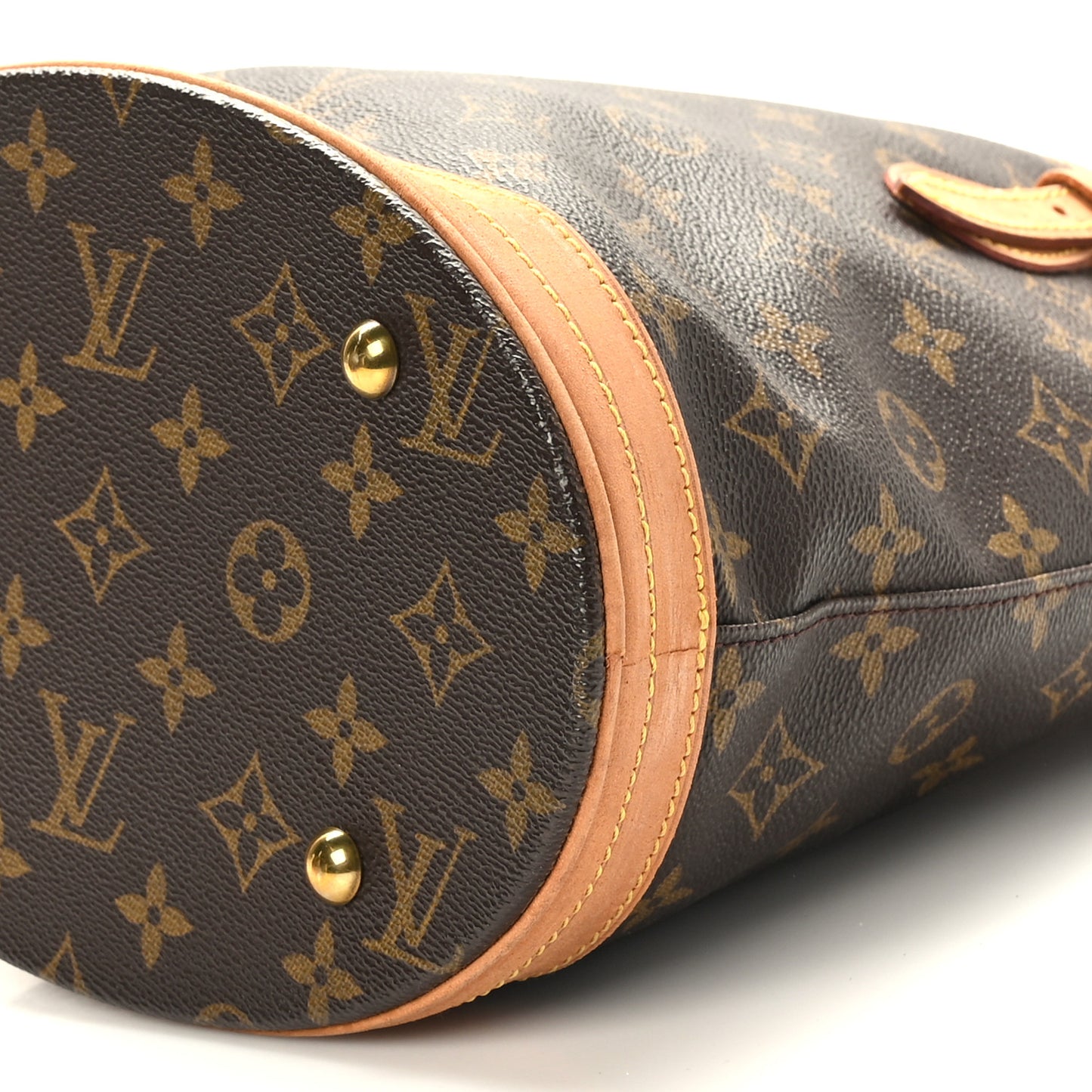 Monogram Petit Bucket 23