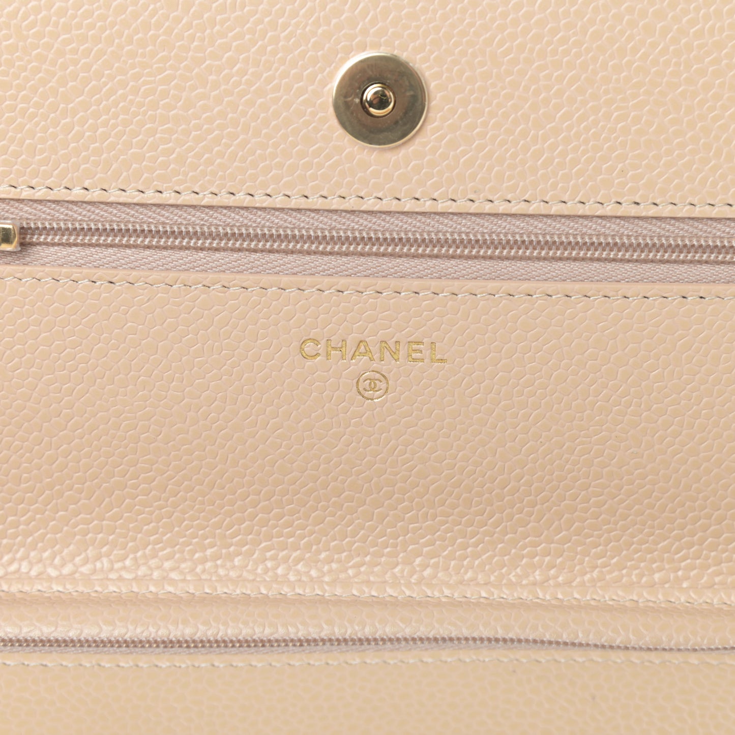 Caviar Quilted Wallet On Chain WOC Beige