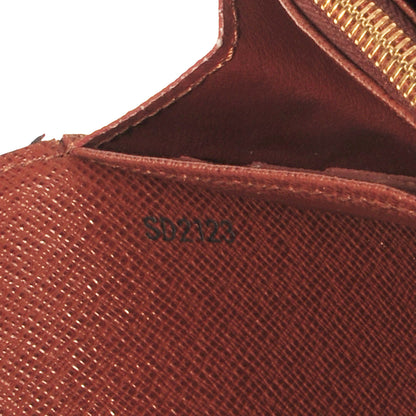 Louis Vuitton Monogram Sarah Wallet 7 of 8
