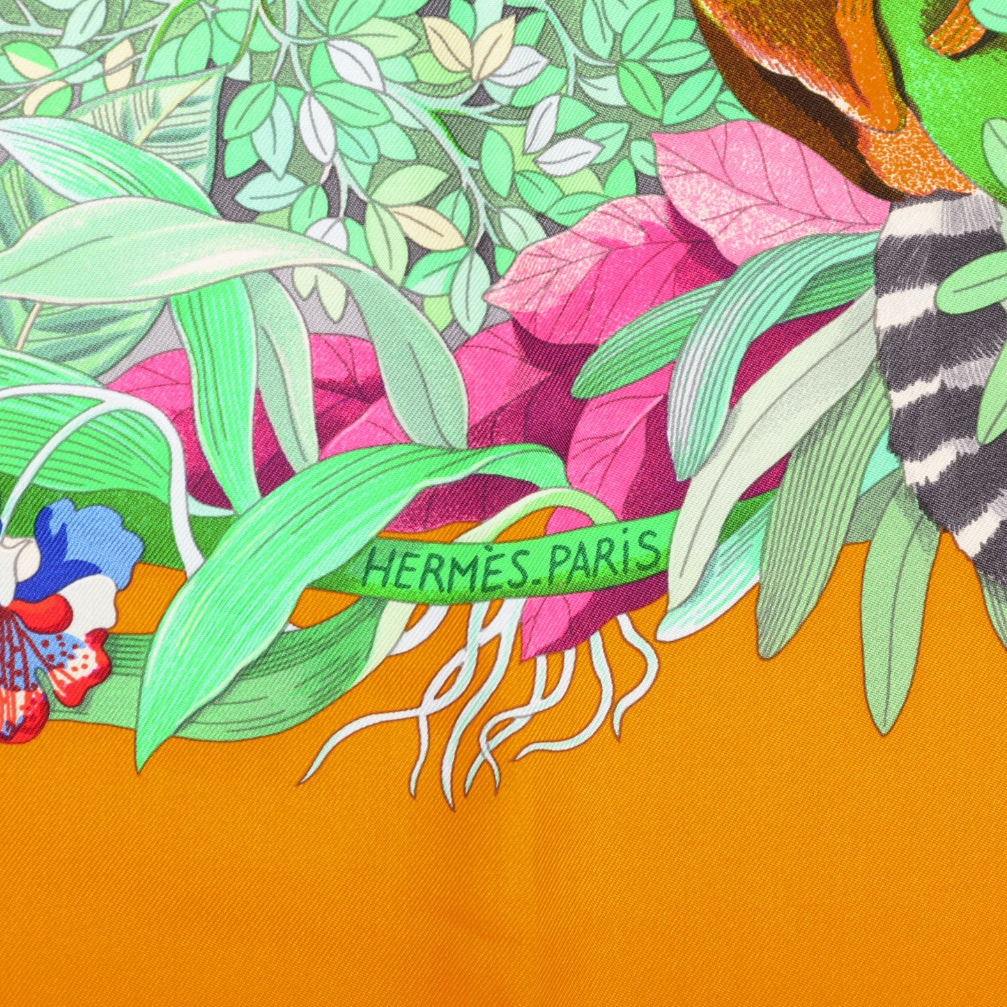 Silk Au Coeur De La Vie Scarf 90 Orange Vert Fuchsia