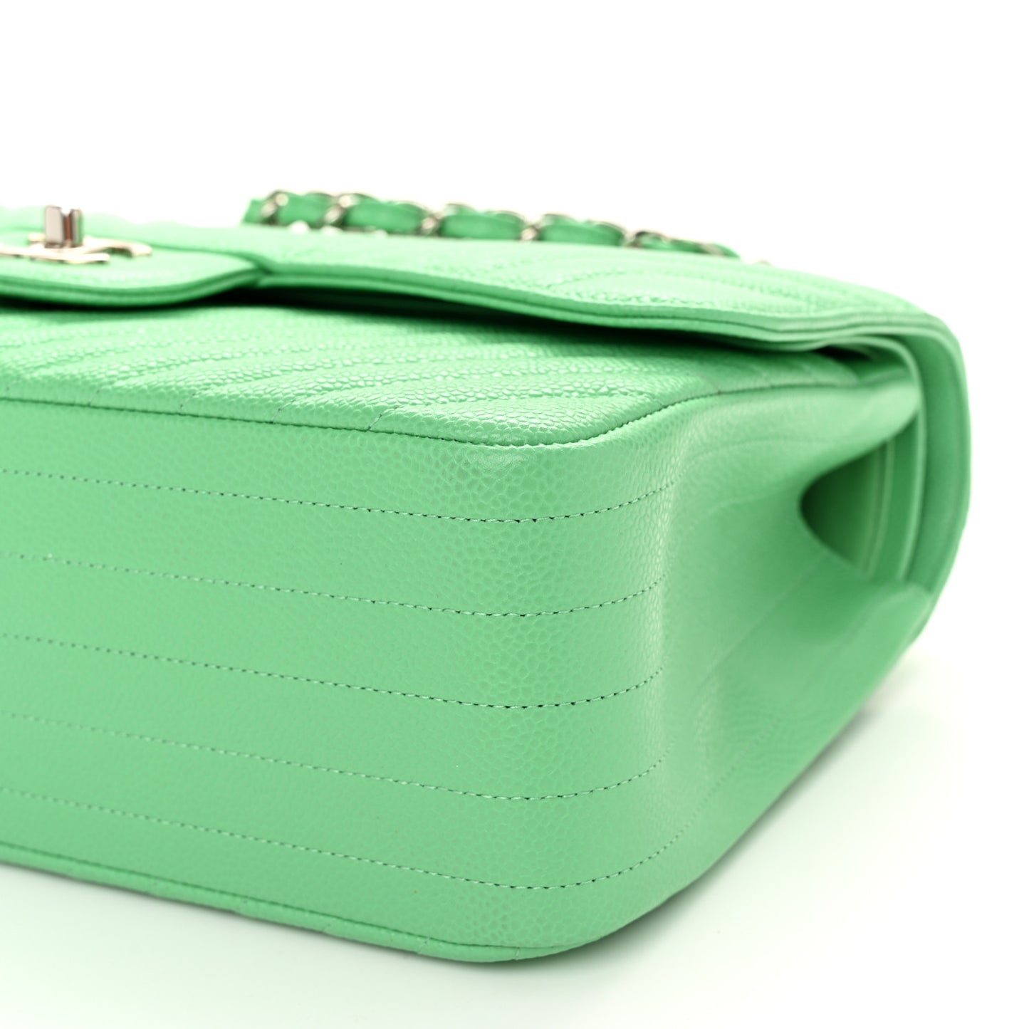 Caviar Chevron Quilted Jumbo Double Flap Green