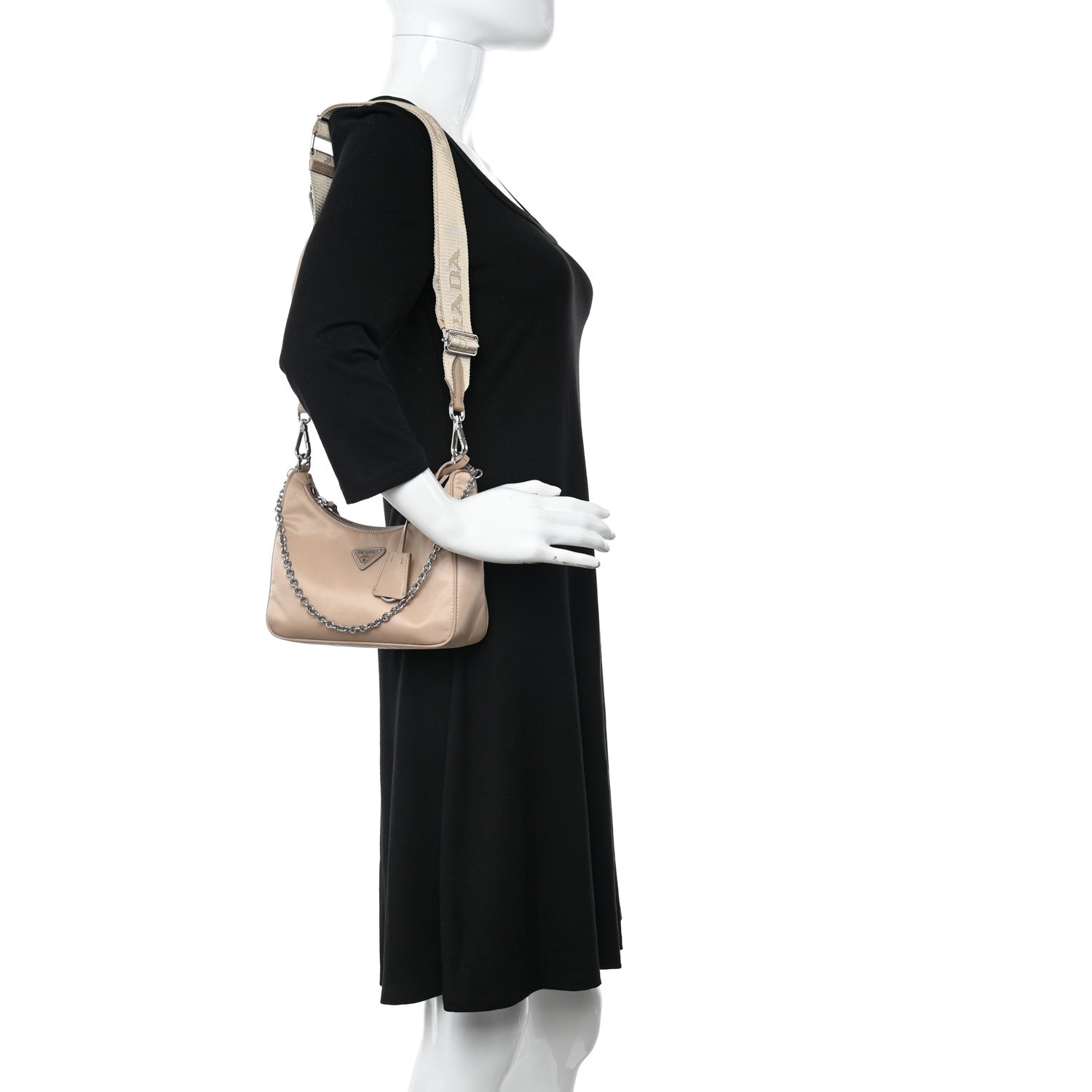 Prada Nylon Re-Edition 2005 Shoulder Bag Cammeo 2 of 11