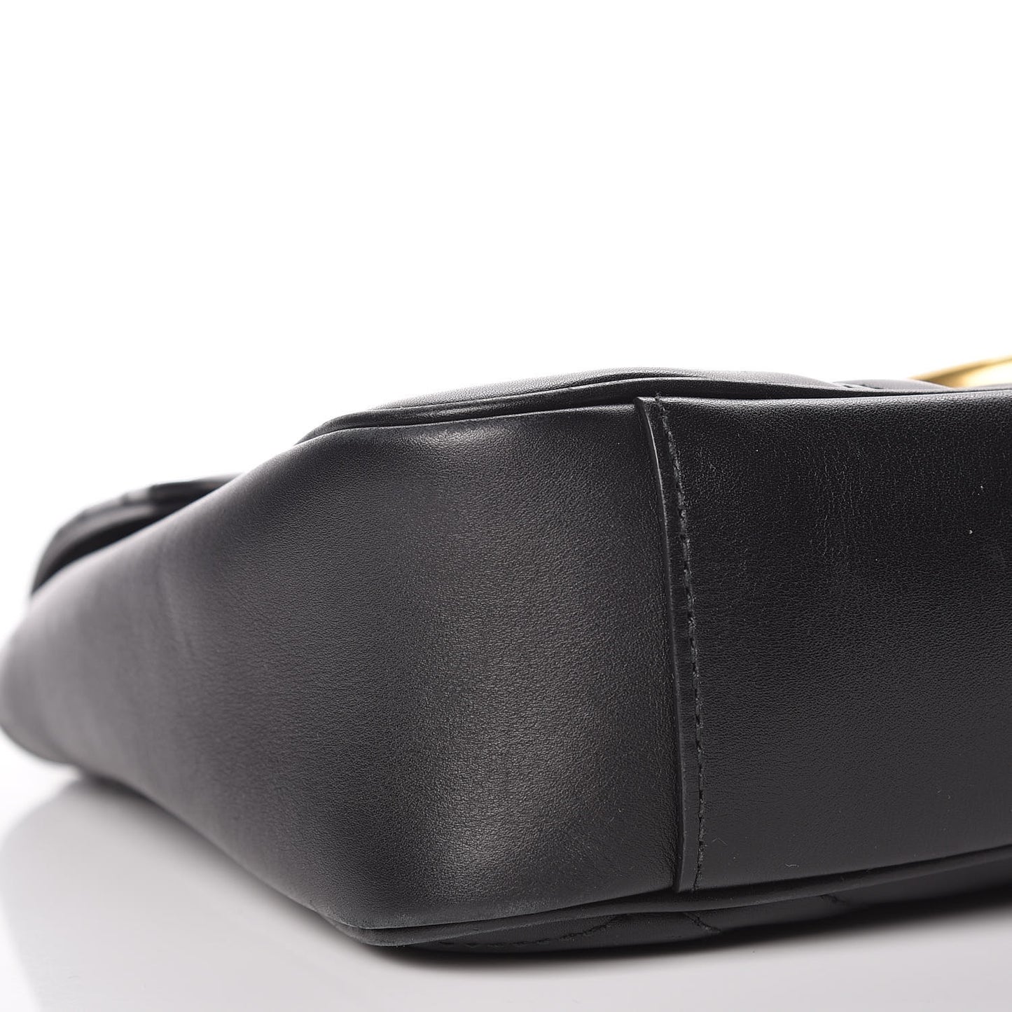 Calfskin Matelasse Medium GG Marmont Shoulder Bag Black