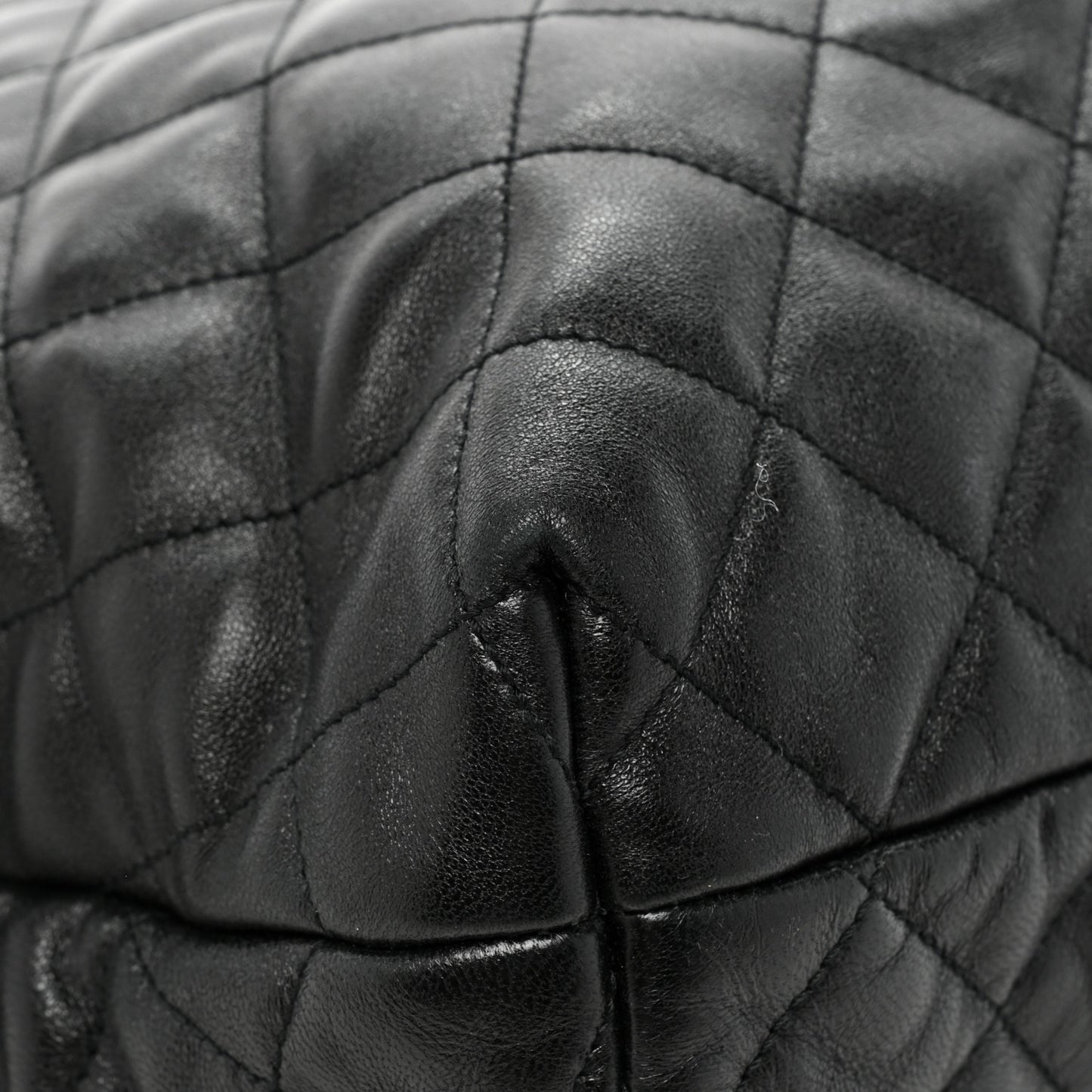 Lambskin Quilted Maxi Icare Shopping Tote Black