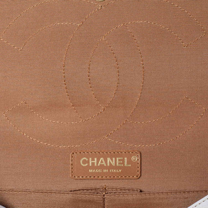 Chanel Leather 2.55 Reissue 227 Flap Blanc Fonce 7 of 9
