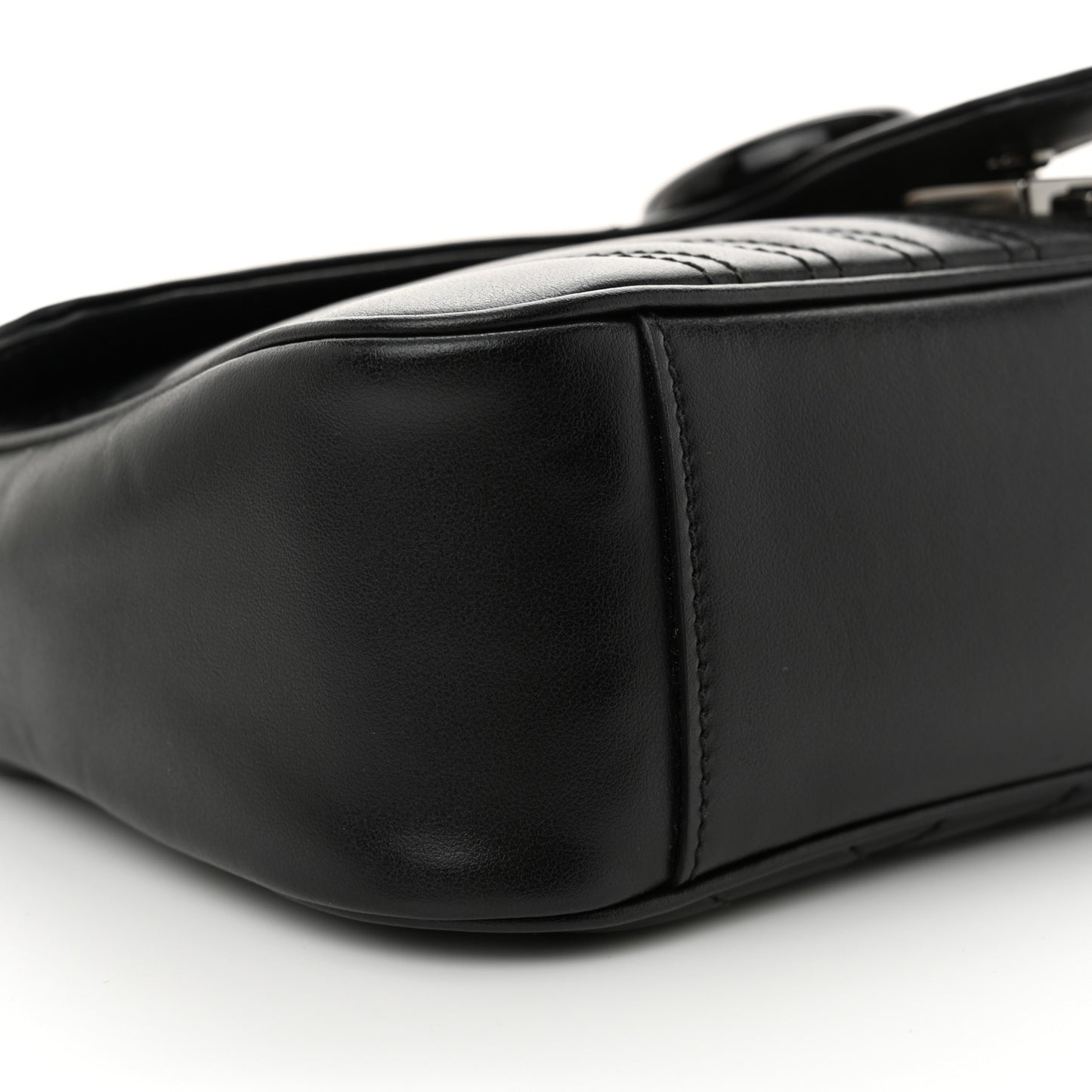 Calfskin Matelasse Monochrome Small GG Marmont Shoulder Bag Black