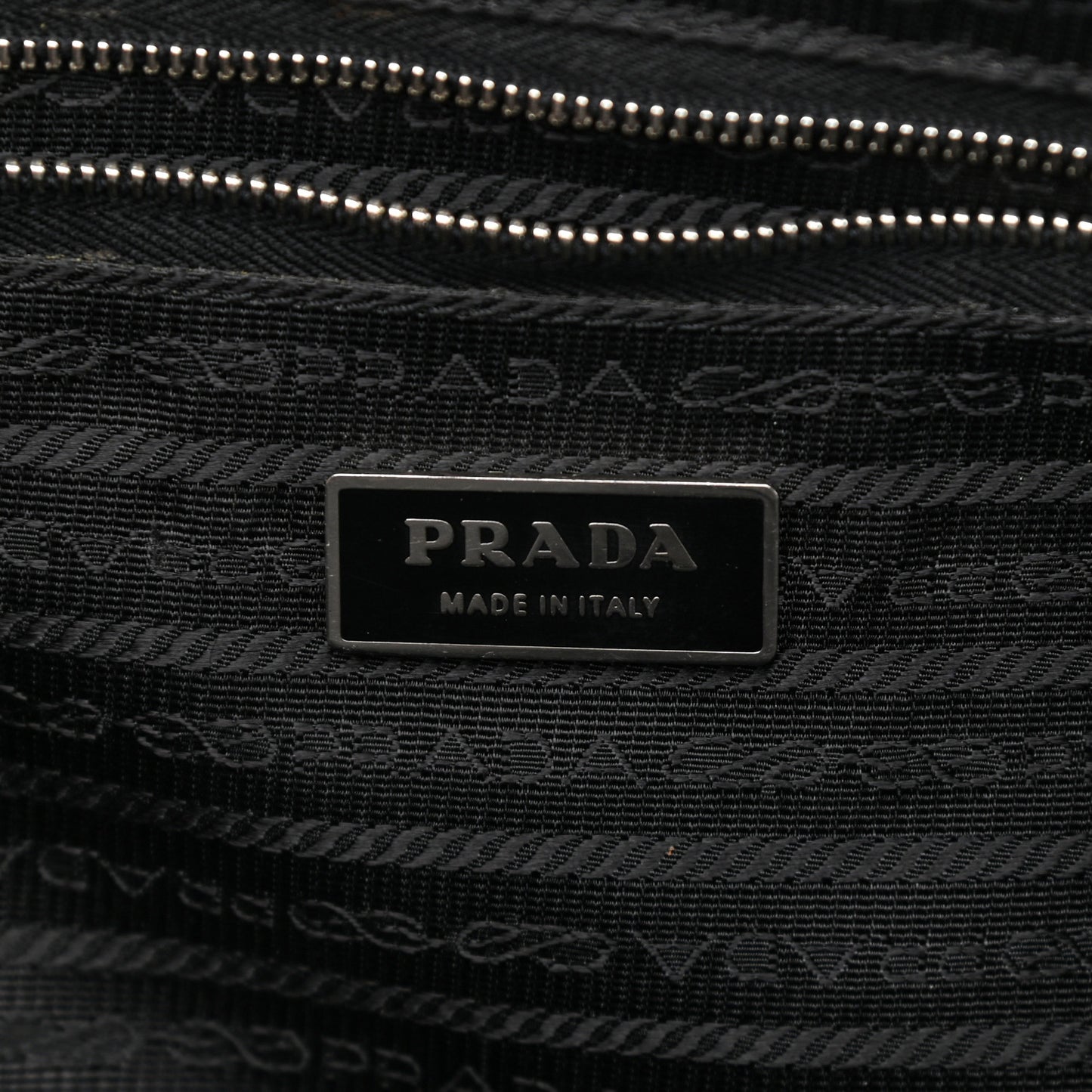 Calfskin Bauletto Black