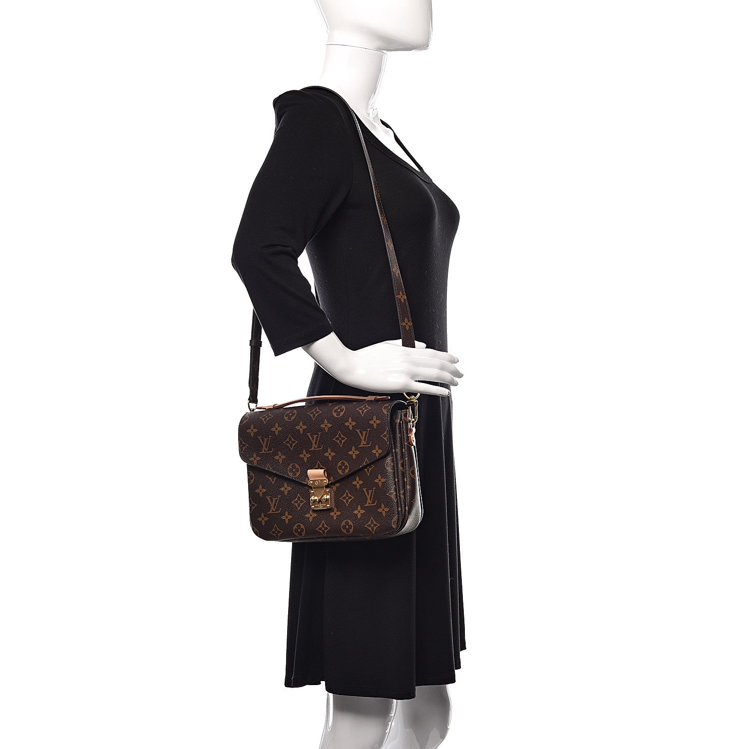 Louis Vuitton Monogram Pochette Metis 2 of 9