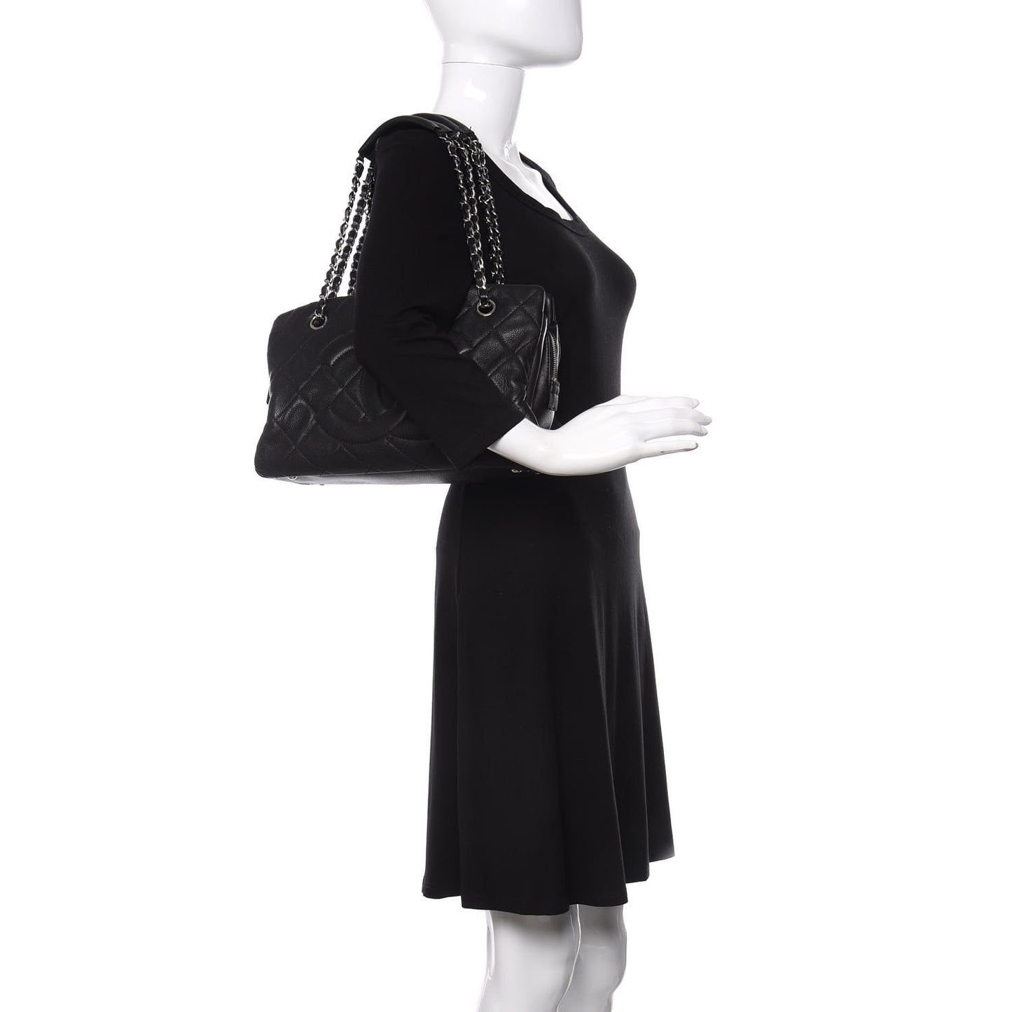 Caviar Quilted CC Timeless Soft Tote Black