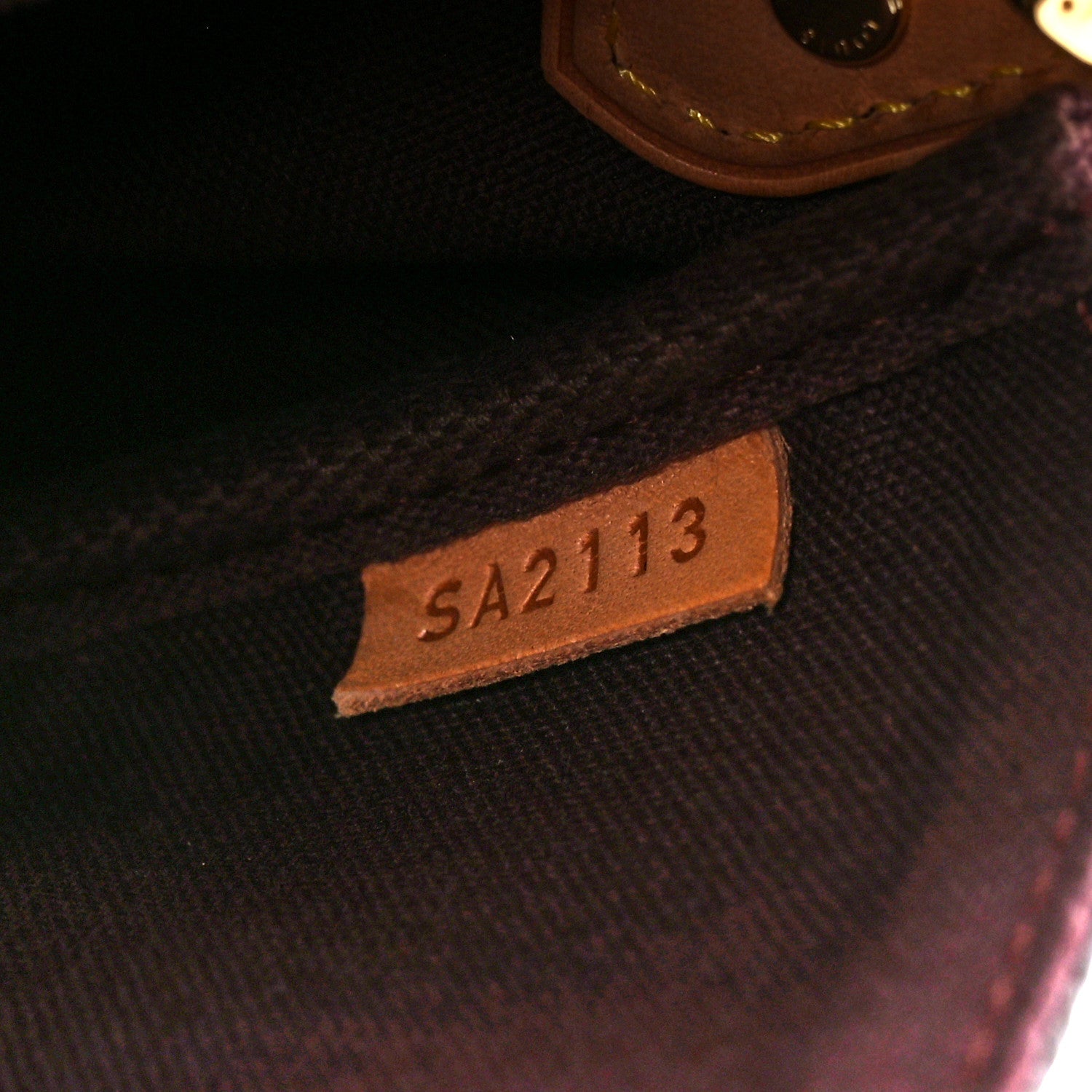 Louis Vuitton Monogram Favorite MM 7 of 10