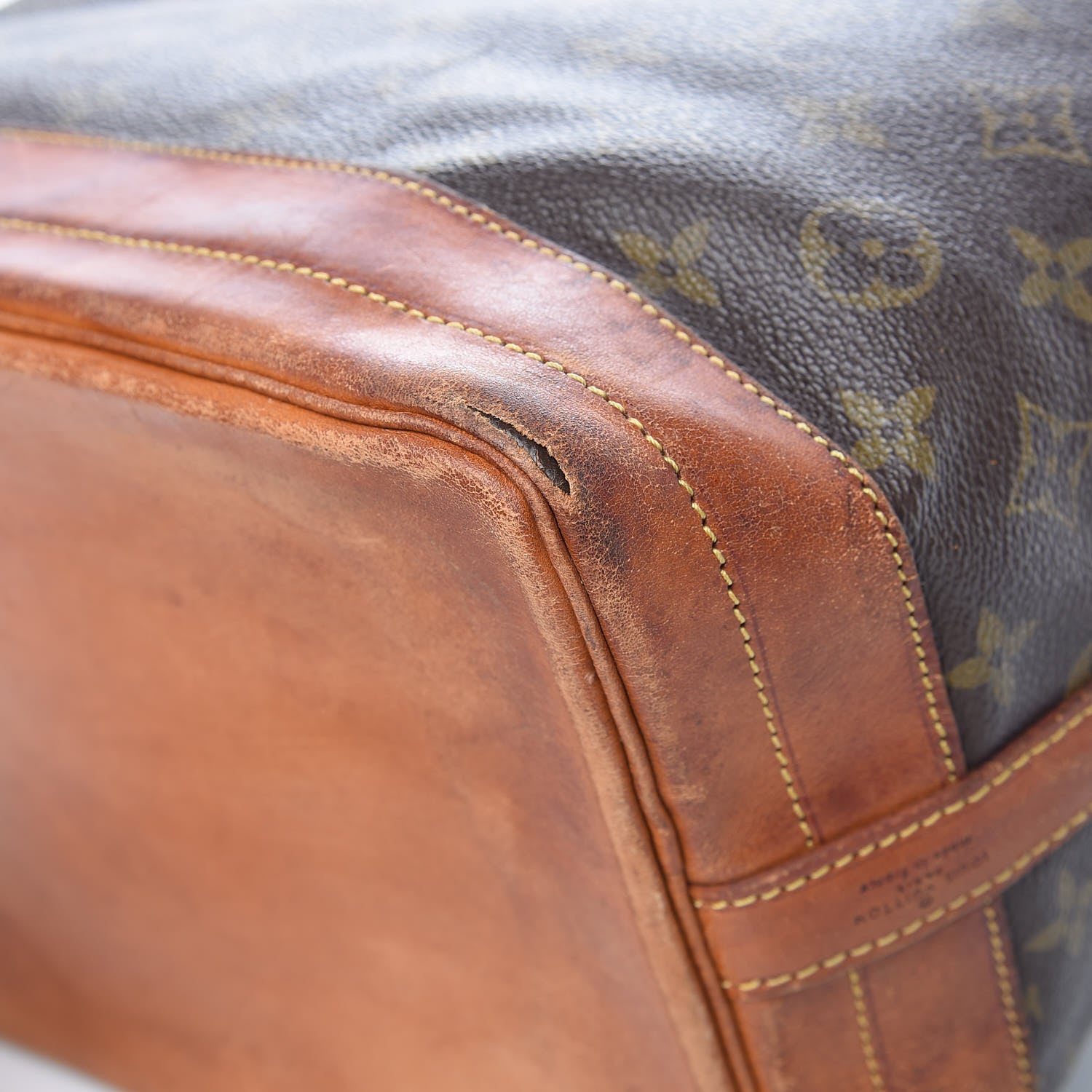 Louis Vuitton Monogram Noe 22 of 25