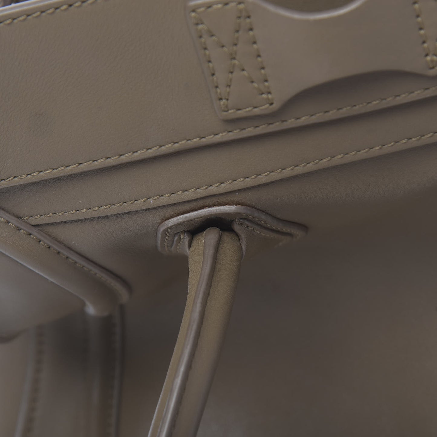 Smooth Calfskin Mini Luggage Souris