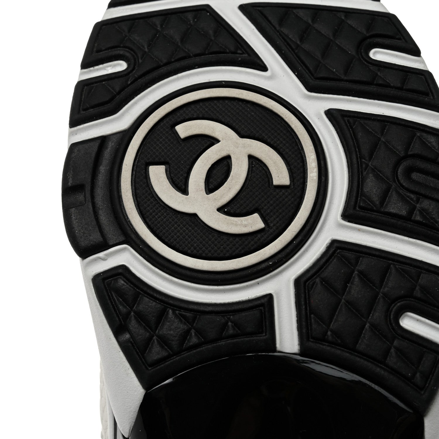 Chanel Mesh Suede Calfskin Grained Calfskin Womens CC Sneakers 38.5 White Black 8 of 9