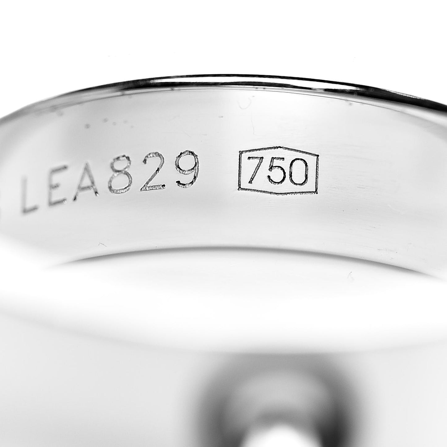 18K White Gold Empreinte Ring 48 4.5