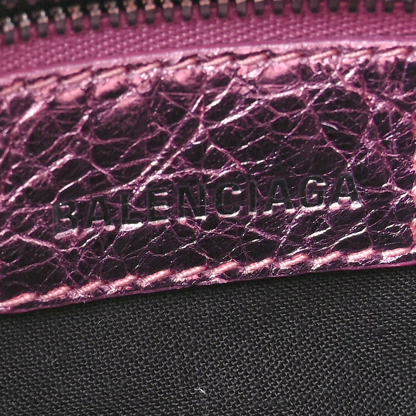 Metallic Agneau Arena Crystal Neo Cagole Handbag XS Met Pink