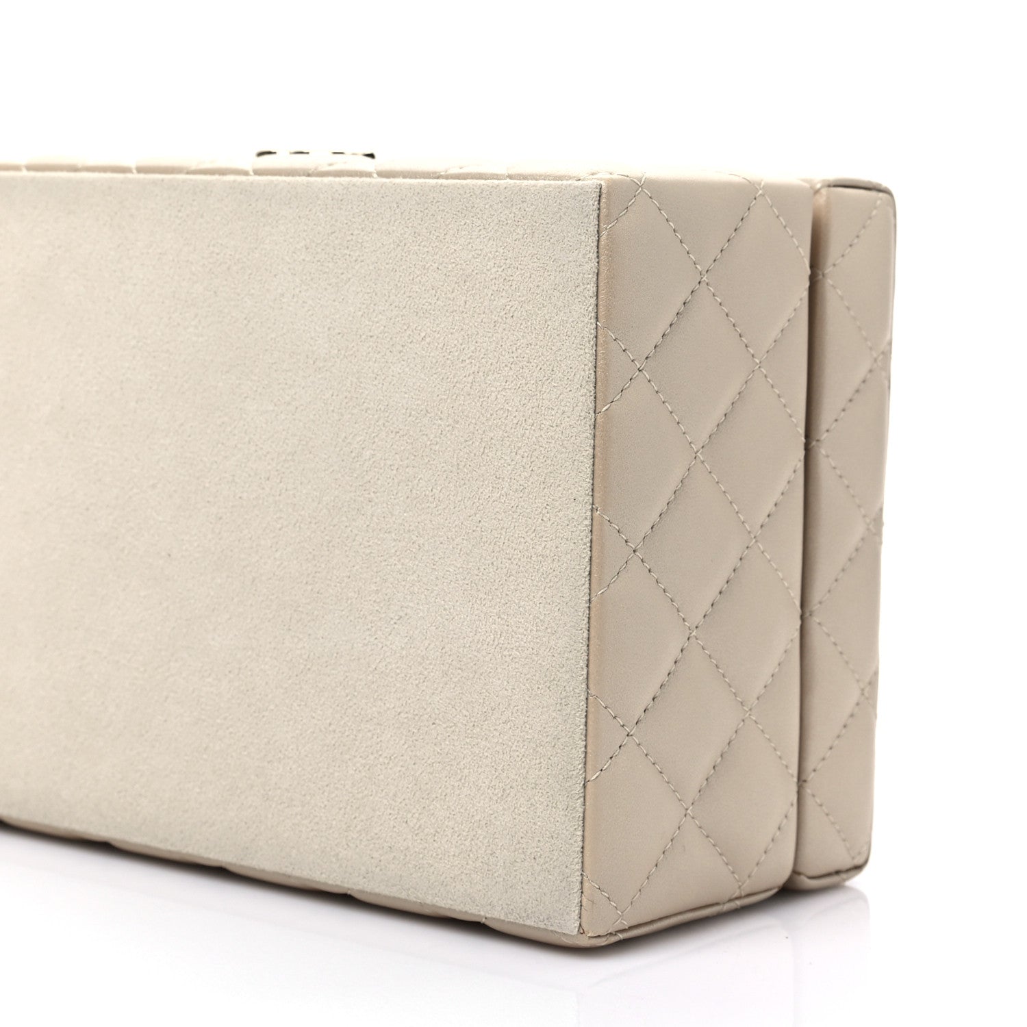 Chanel Iridescent Lambskin Quilted Jewelry Case Beige 8 of 8