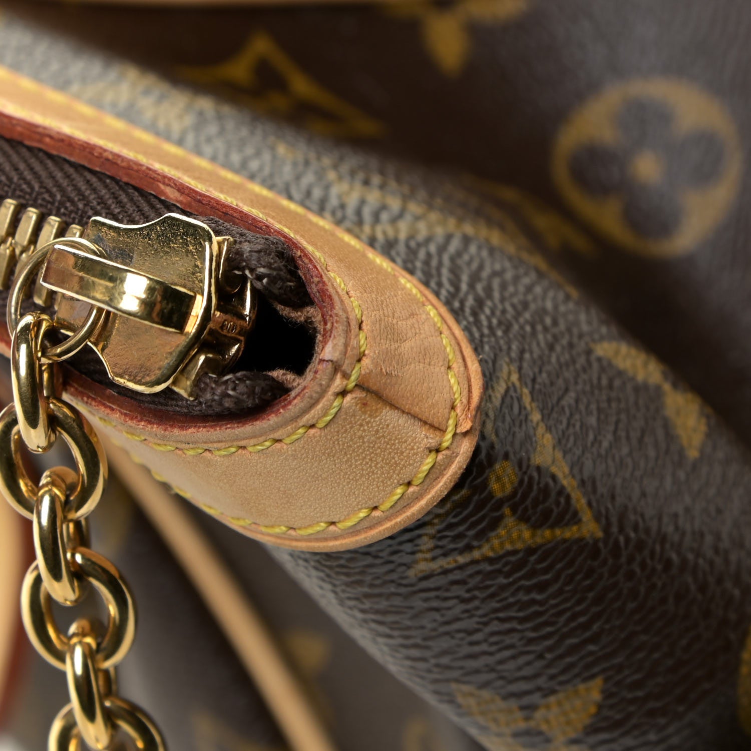 Louis Vuitton Monogram Tivoli GM 17 of 20