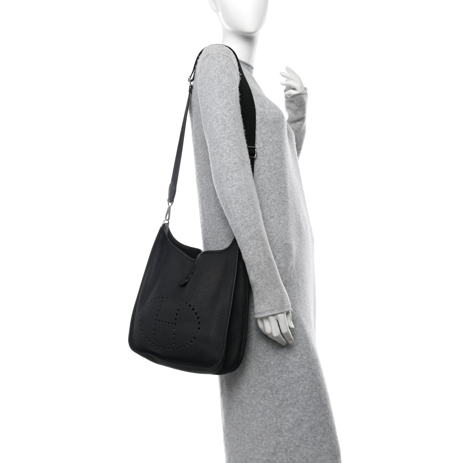 Hermes Taurillon Clemence EVELYNE III GM Black 2 of 11