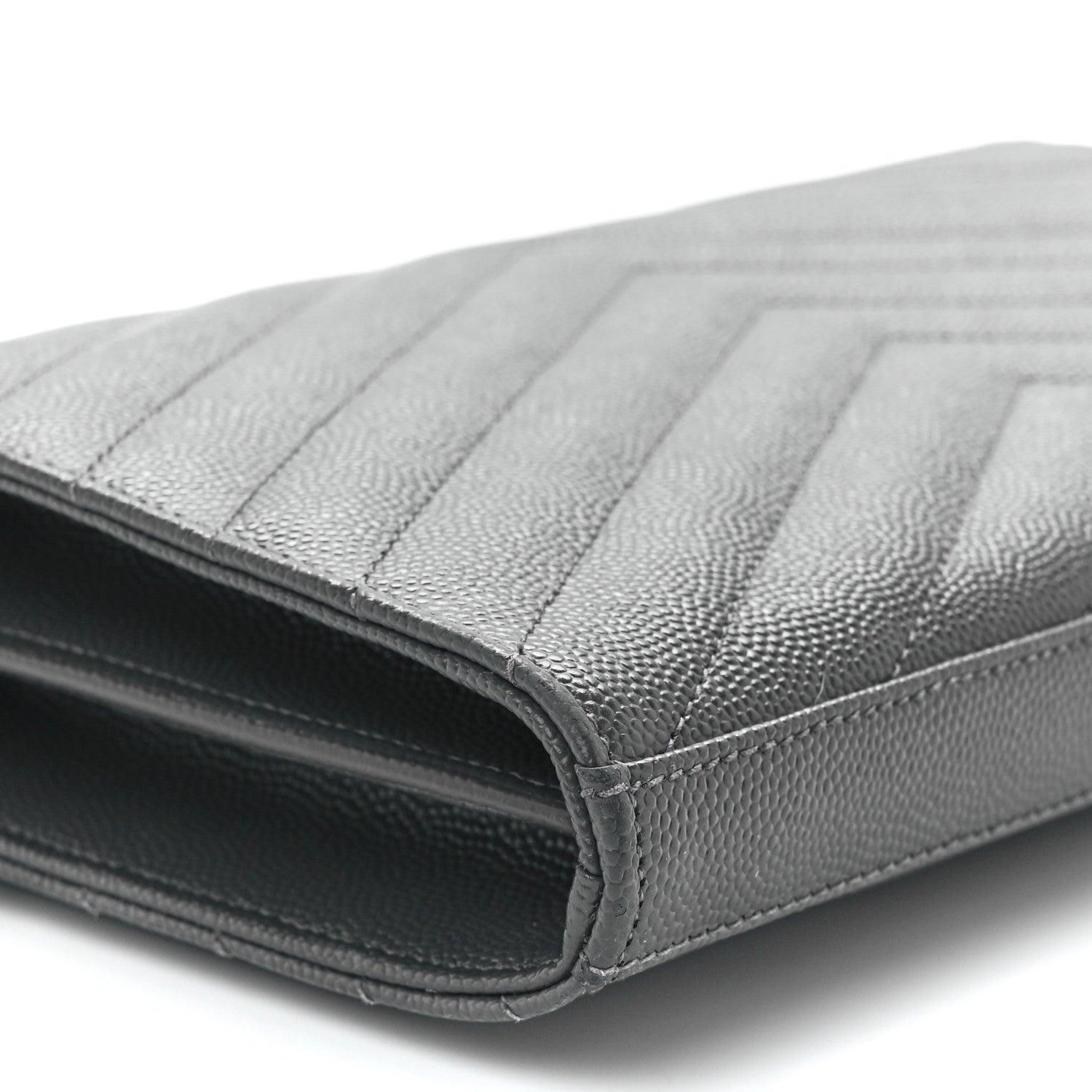 Saint Laurent Grain De Poudre Matelasse Chevron Monogram Chain Wallet Oyster Grey 9 of 11