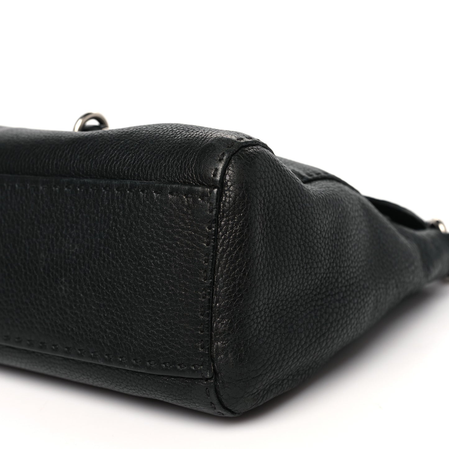 Vitello Daino Shoulder Flap Bag Black