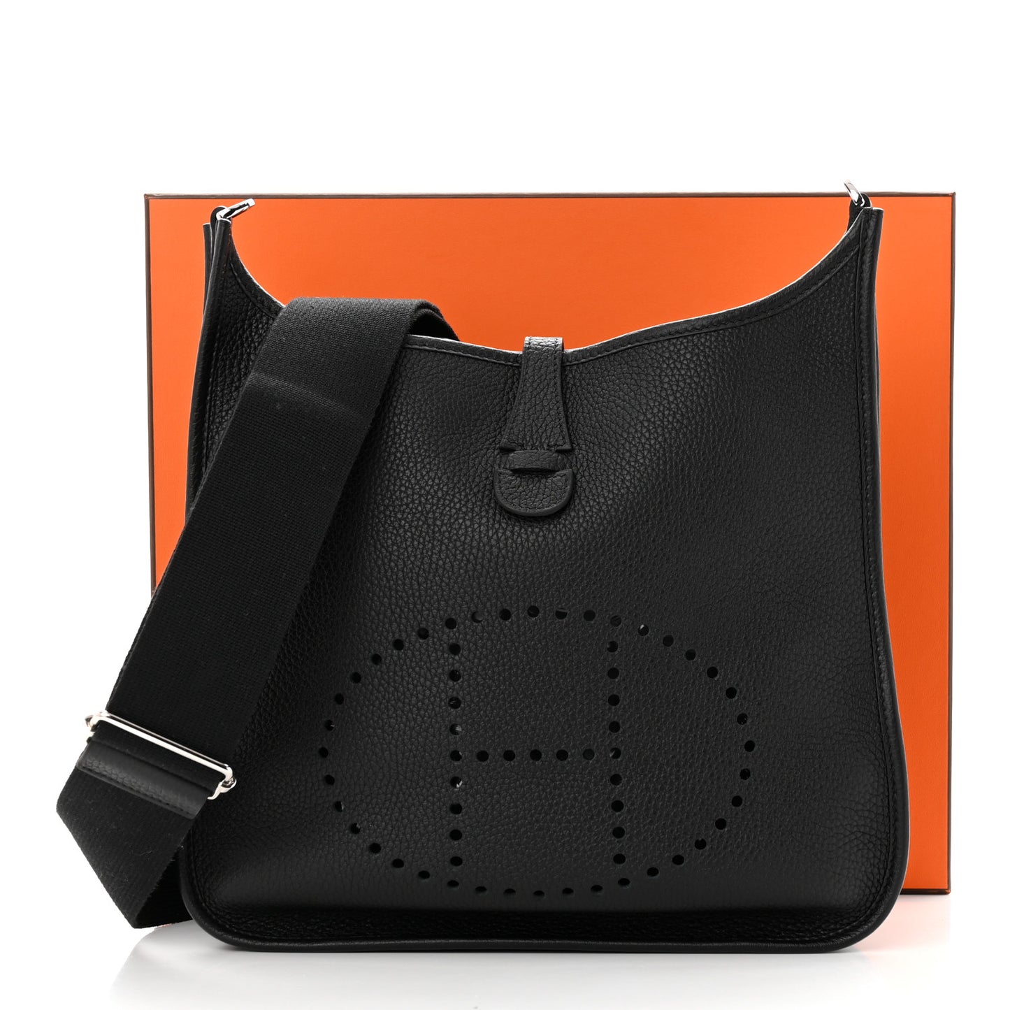 Taurillon Clemence Evelyne III PM Black