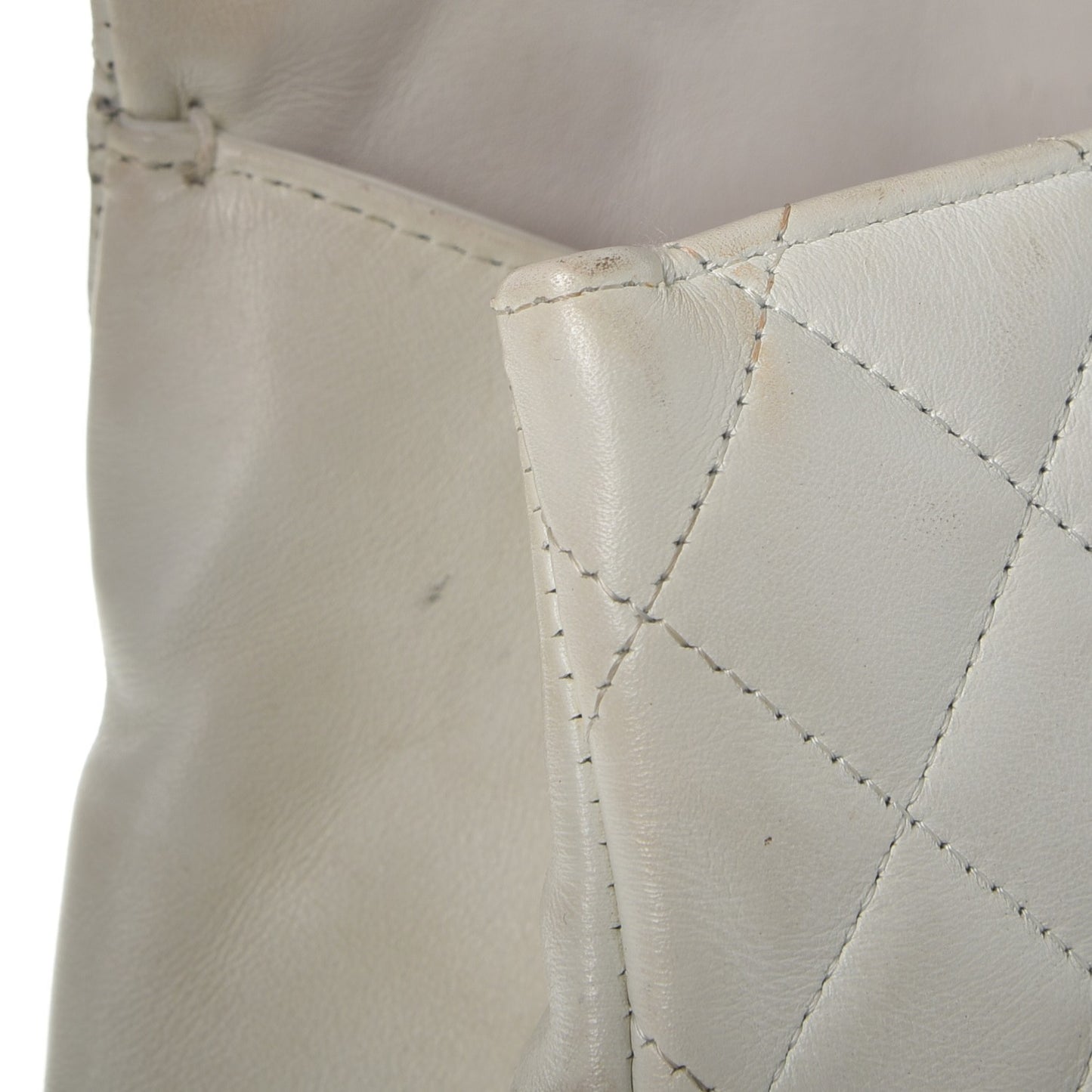 Calfskin Quilted Large Cambon Flap White Black