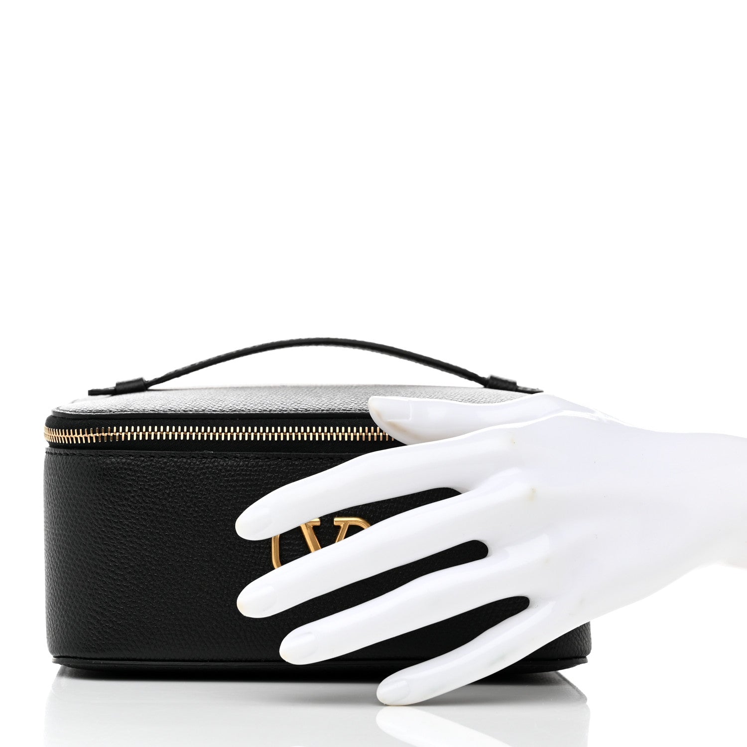 Valentino Garavani Grained Calfskin VLogo Signature Wash Bag Black 3 of 12