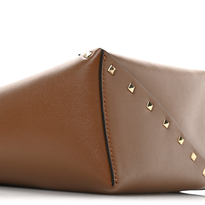 Valentino Garavani Calfskin Rockstud Wispy Bucket Bag Tobacco 8 of 10