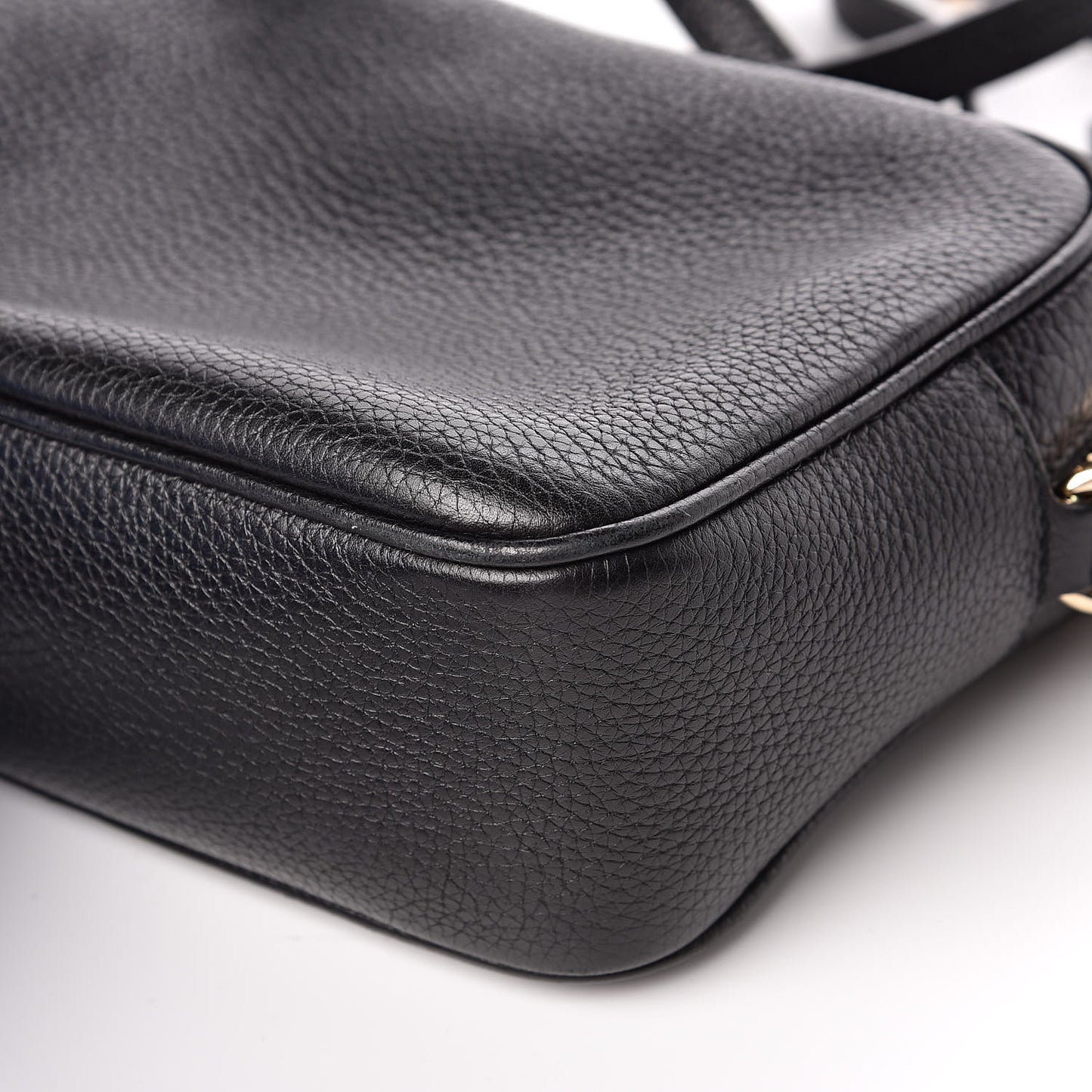 Pebbled Calfskin Small Soho Disco Bag Black