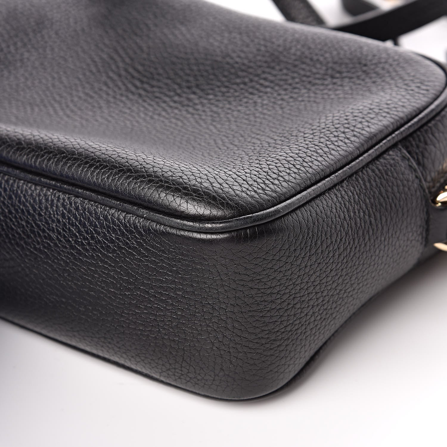 Gucci Pebbled Calfskin Small Soho Disco Bag Black 13 of 13