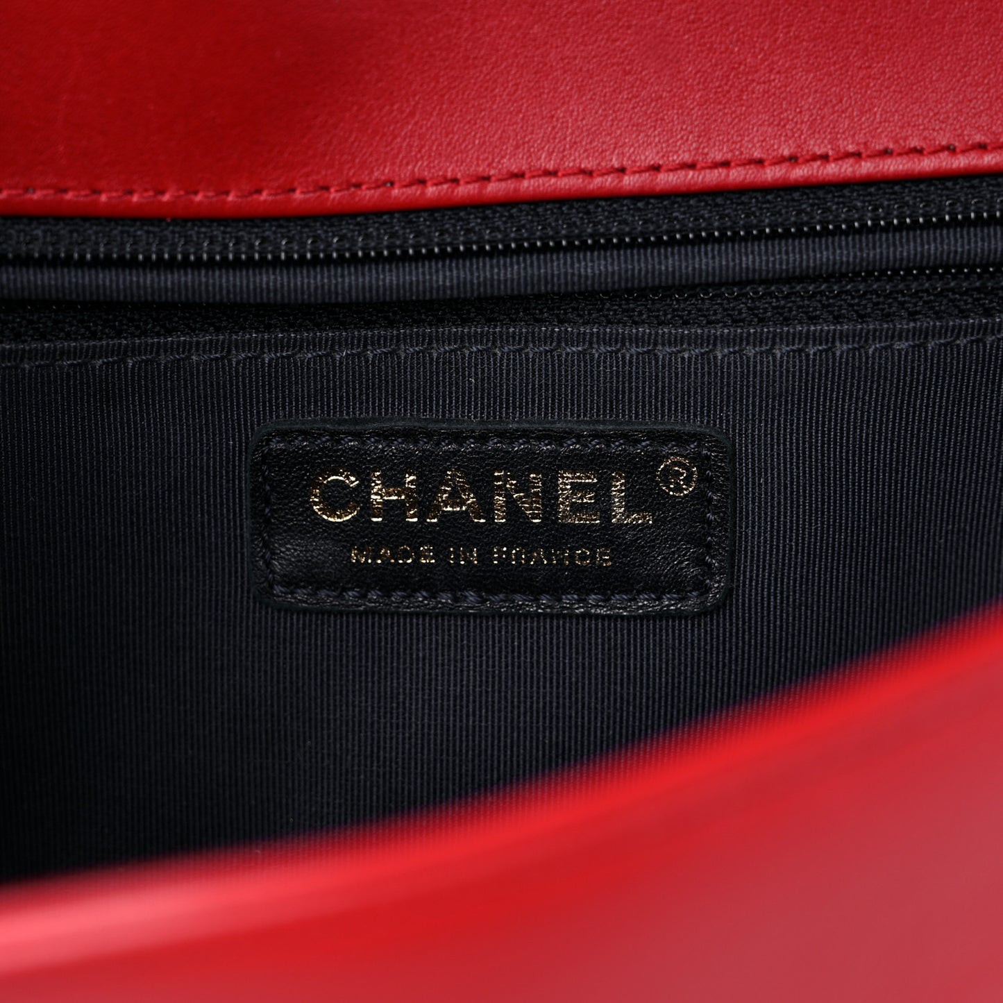 Lambskin Chevron Quilted New Medium Boy Flap Red